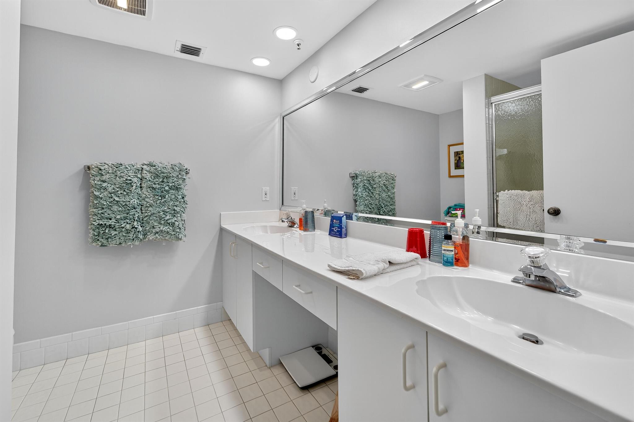 HUNTINGTON POINTE - Residential Lease