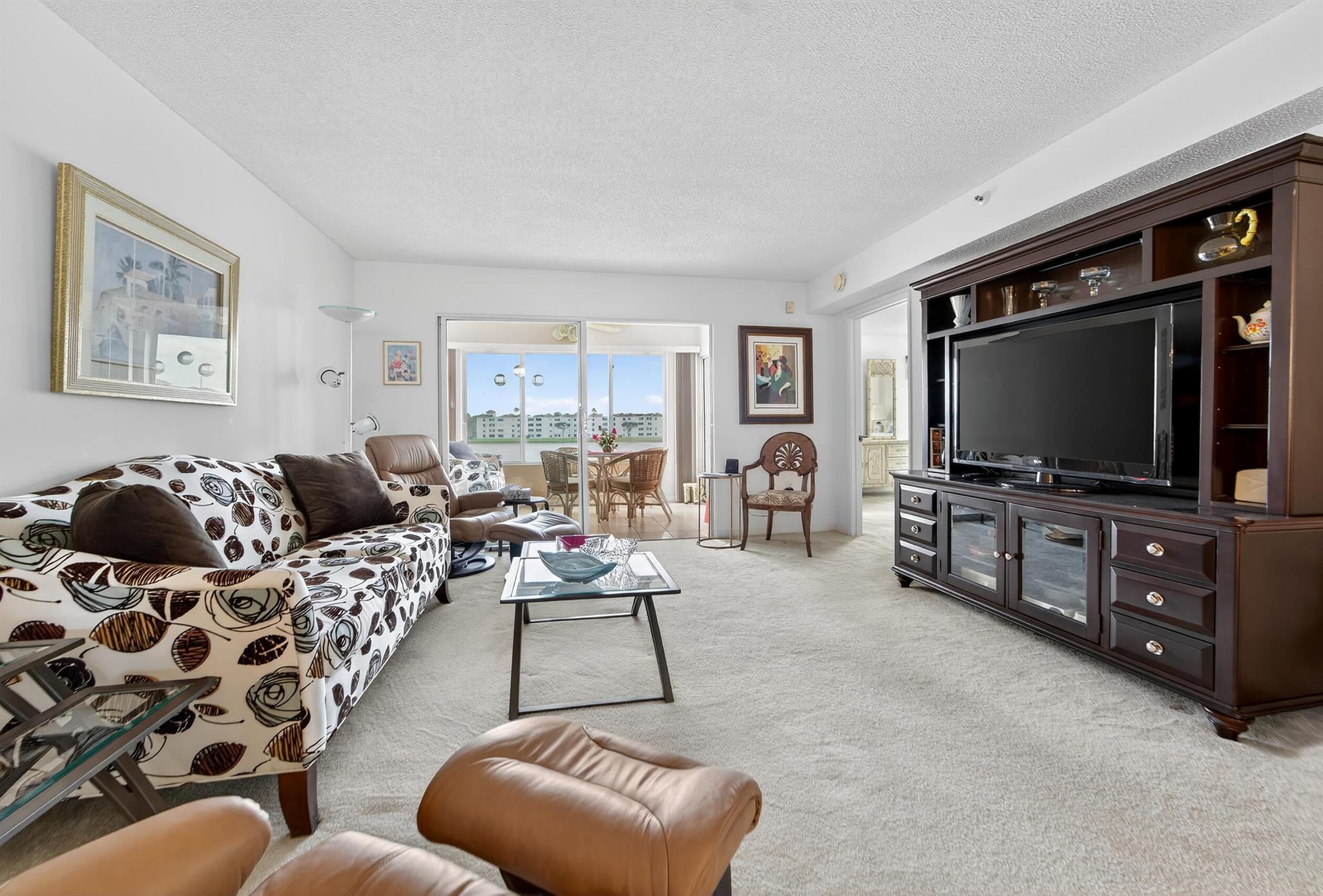 HUNTINGTON POINTE - Residential Lease