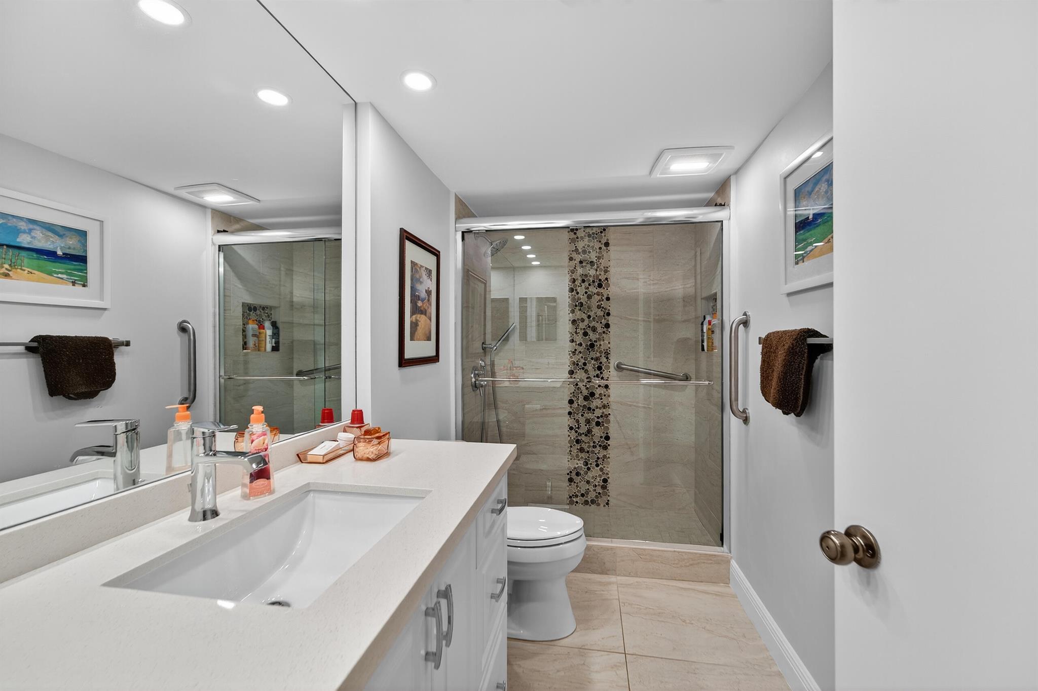 HUNTINGTON POINTE - Residential Lease