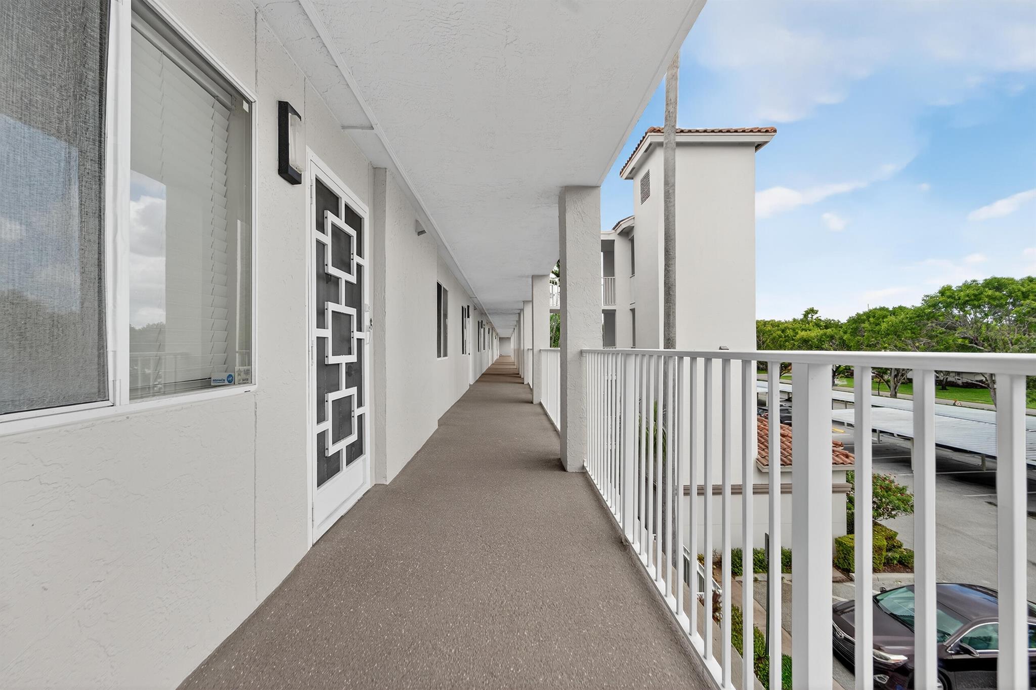 HUNTINGTON POINTE - Residential Lease