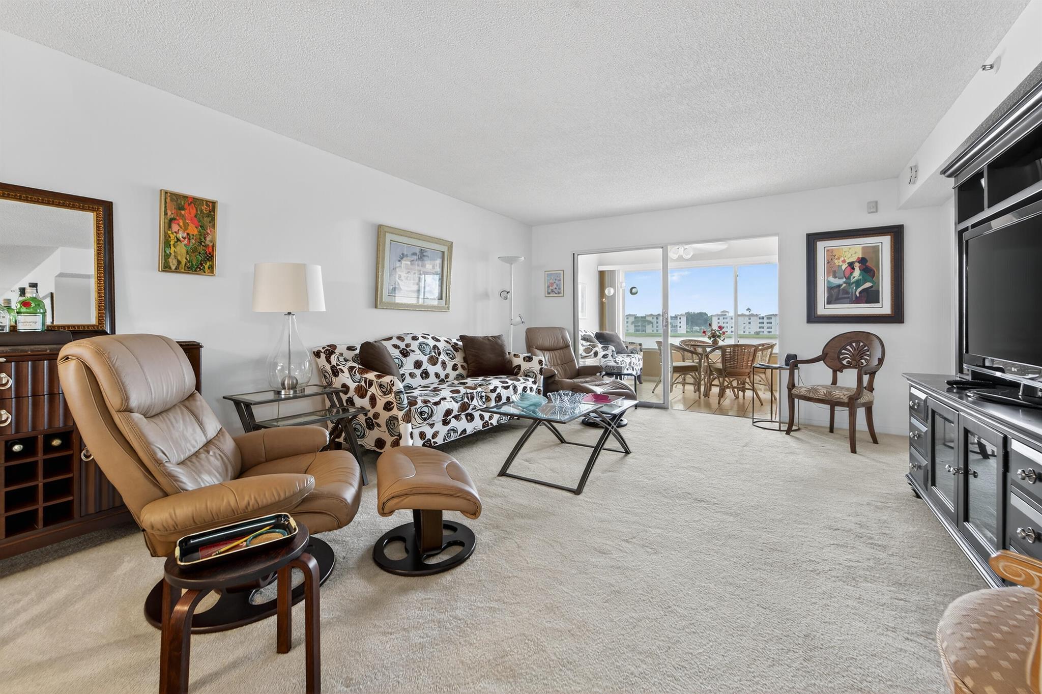 HUNTINGTON POINTE - Residential Lease