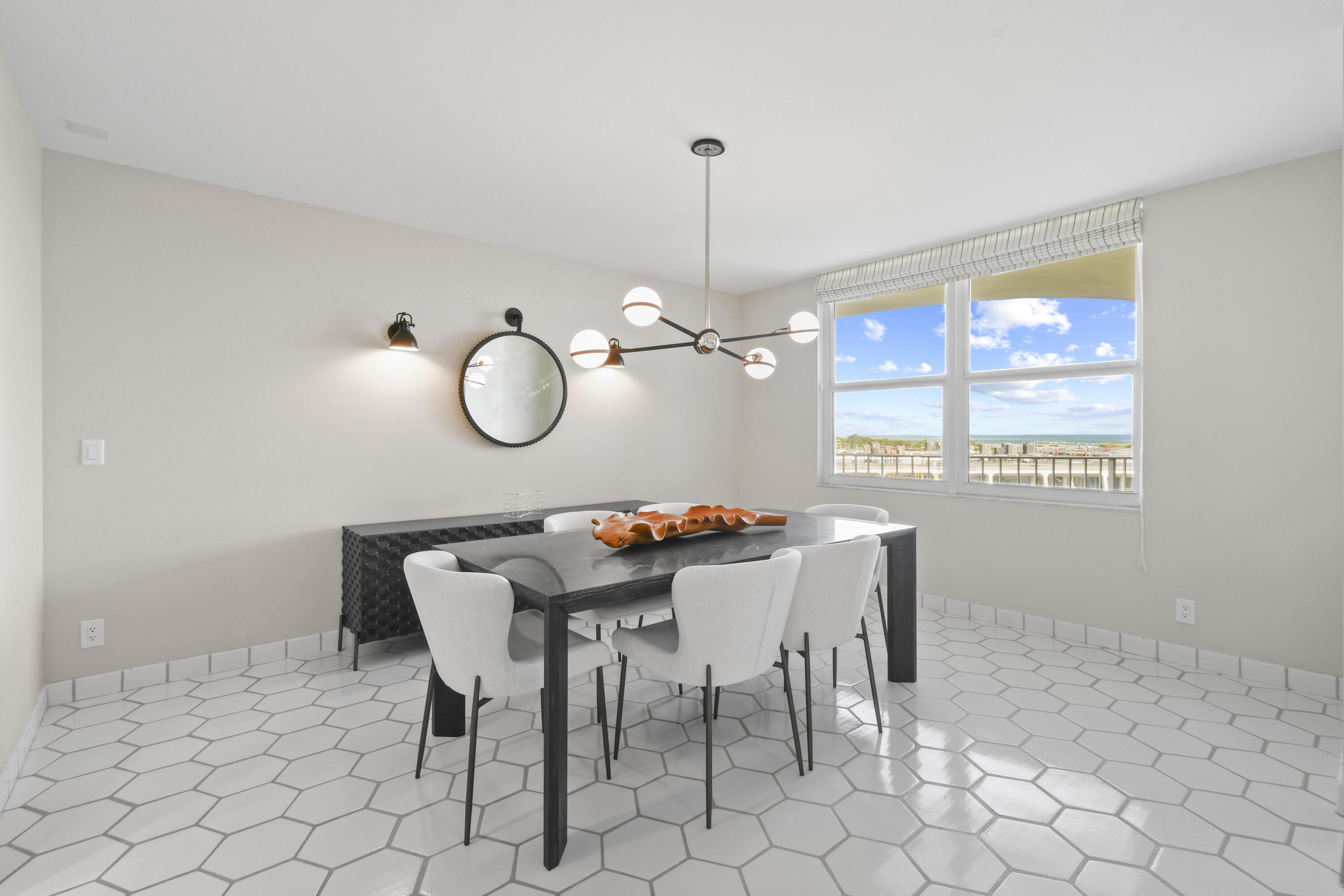 TWENTY TWO NINETY FIVE SOUTH OCEAN BLVD CORP 2295 - Residential
