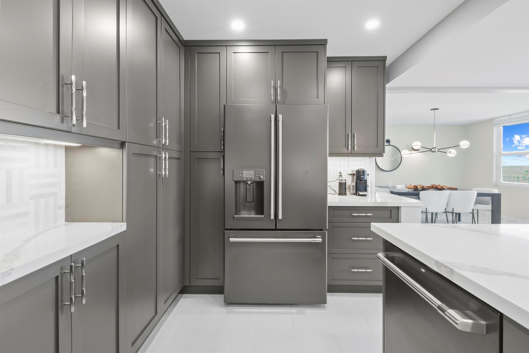 TWENTY TWO NINETY FIVE SO - Residential