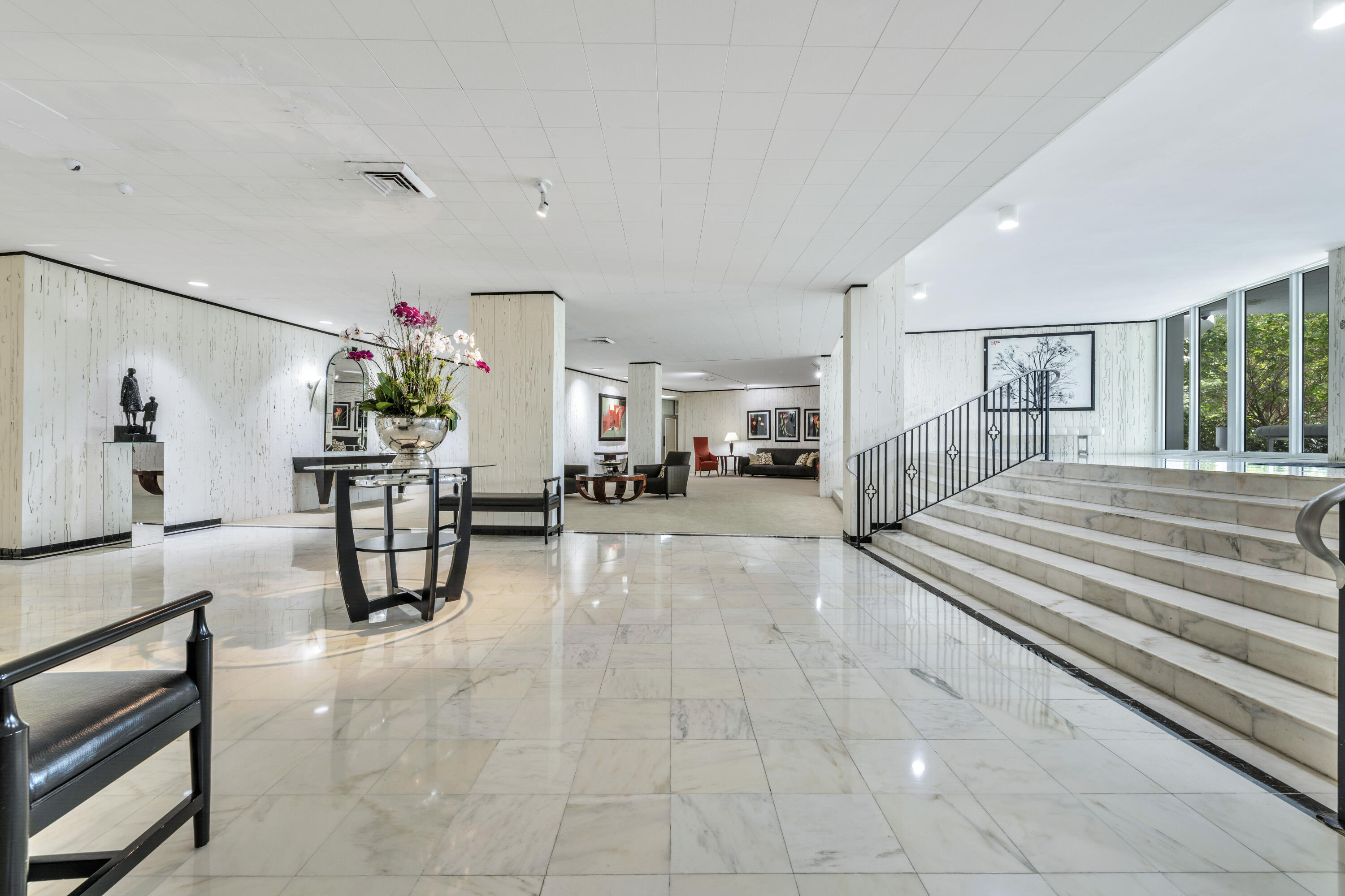 TWENTY TWO NINETY FIVE SOUTH OCEAN BLVD CORP 2295 - Residential