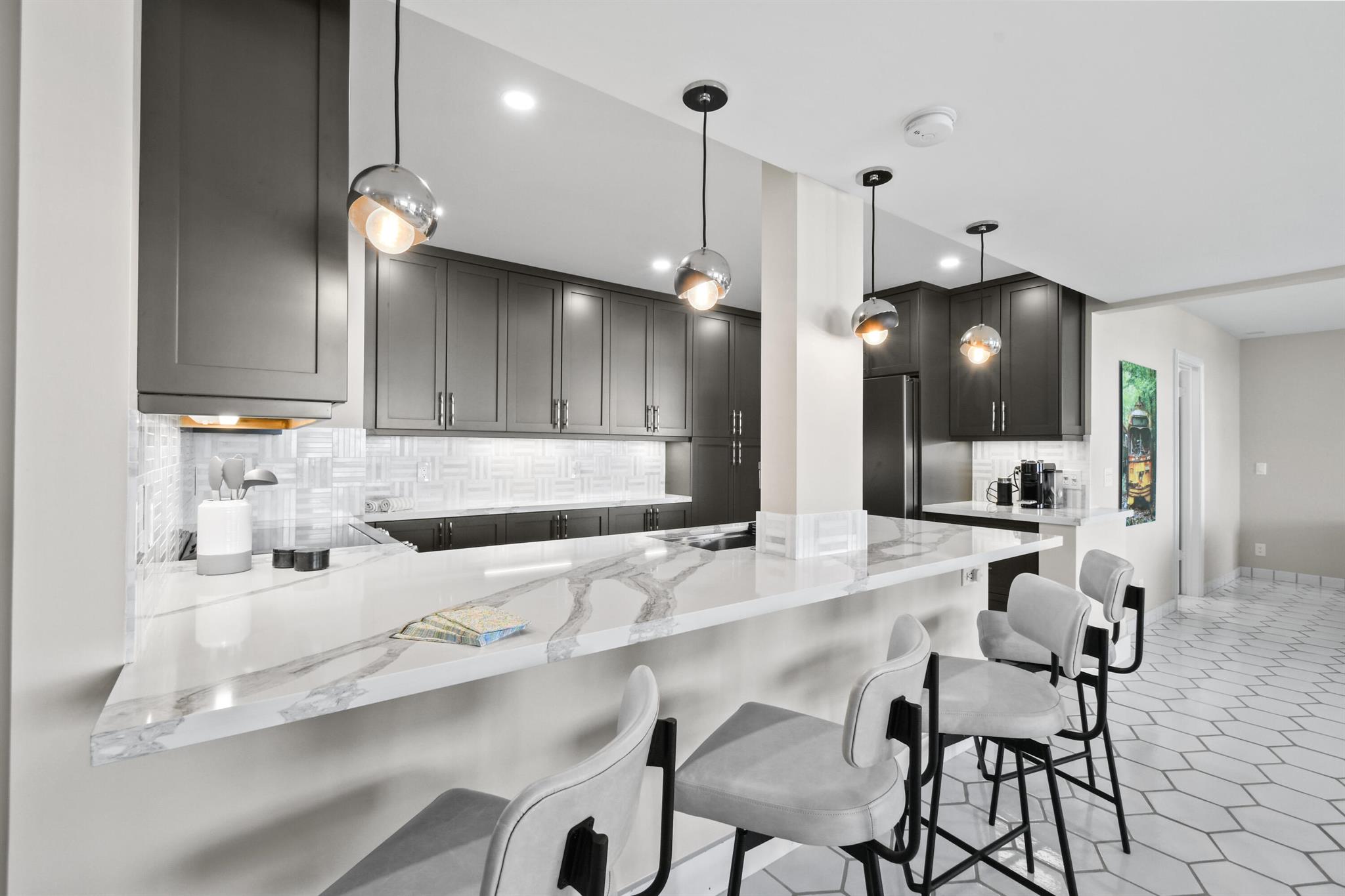 TWENTY TWO NINETY FIVE SO - Residential