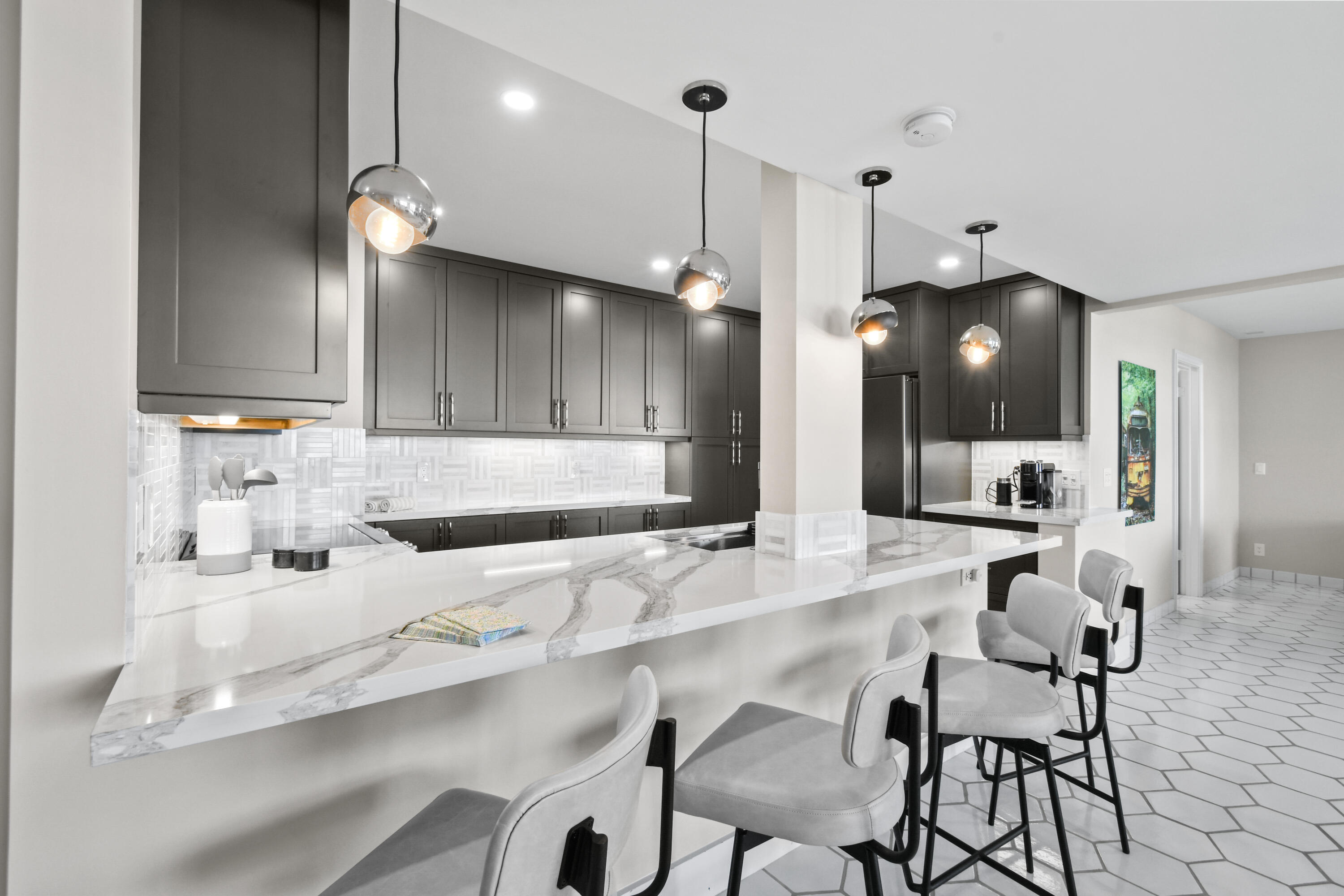 TWENTY TWO NINETY FIVE SOUTH OCEAN BLVD CORP 2295 - Residential