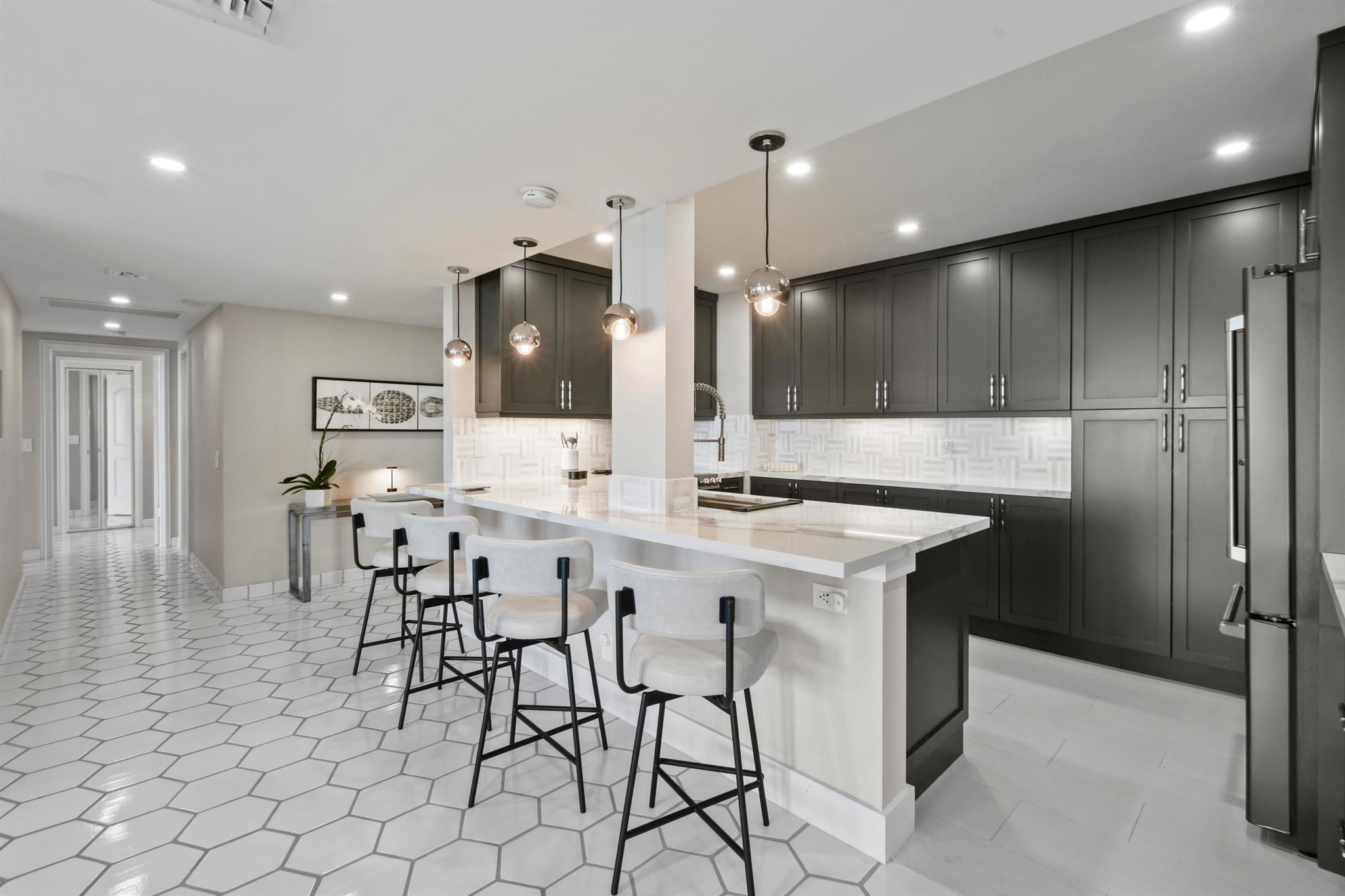 2295 S Ocean Boulevard 617