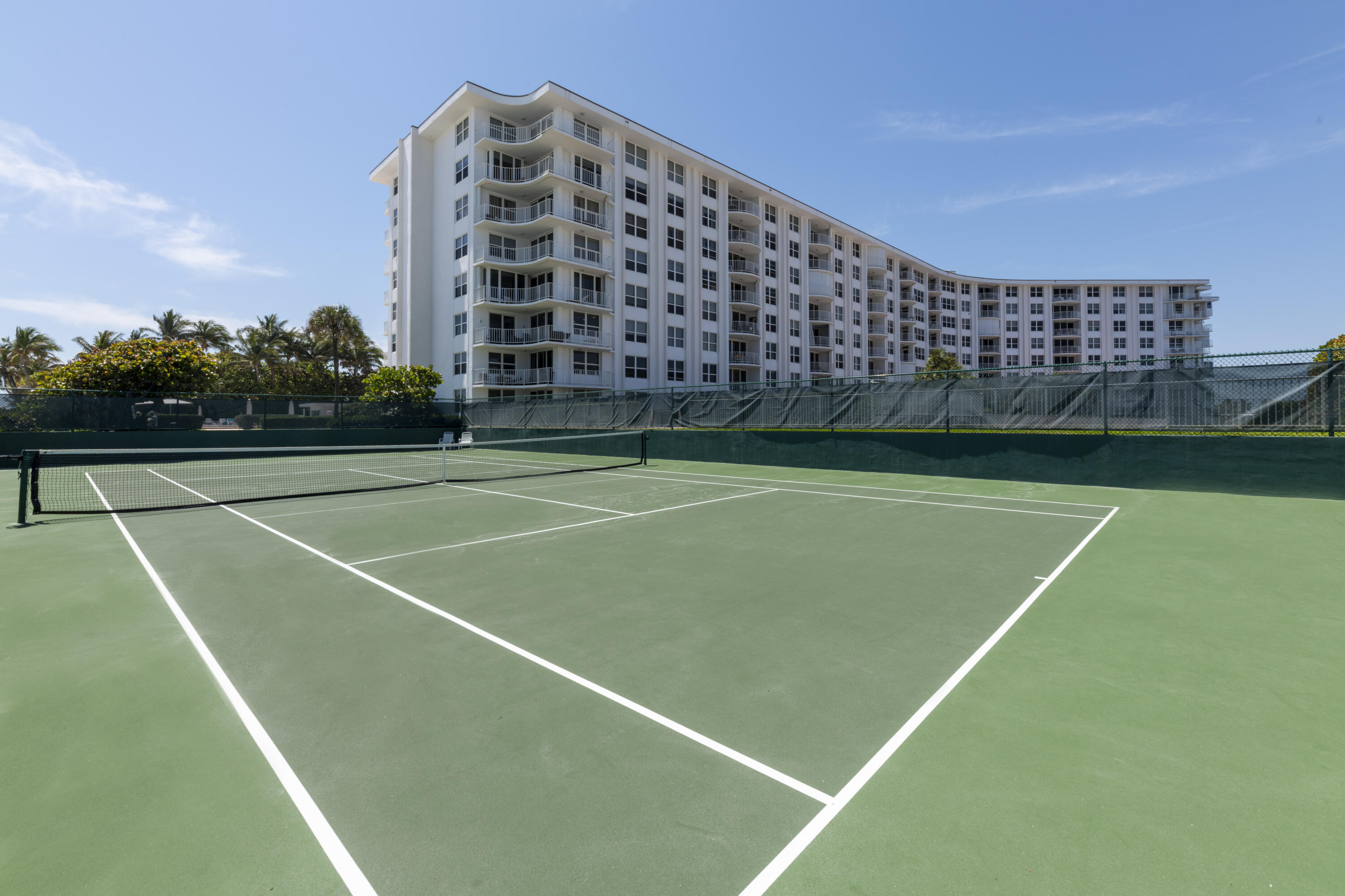 TWENTY TWO NINETY FIVE SOUTH OCEAN BLVD CORP 2295 - Residential