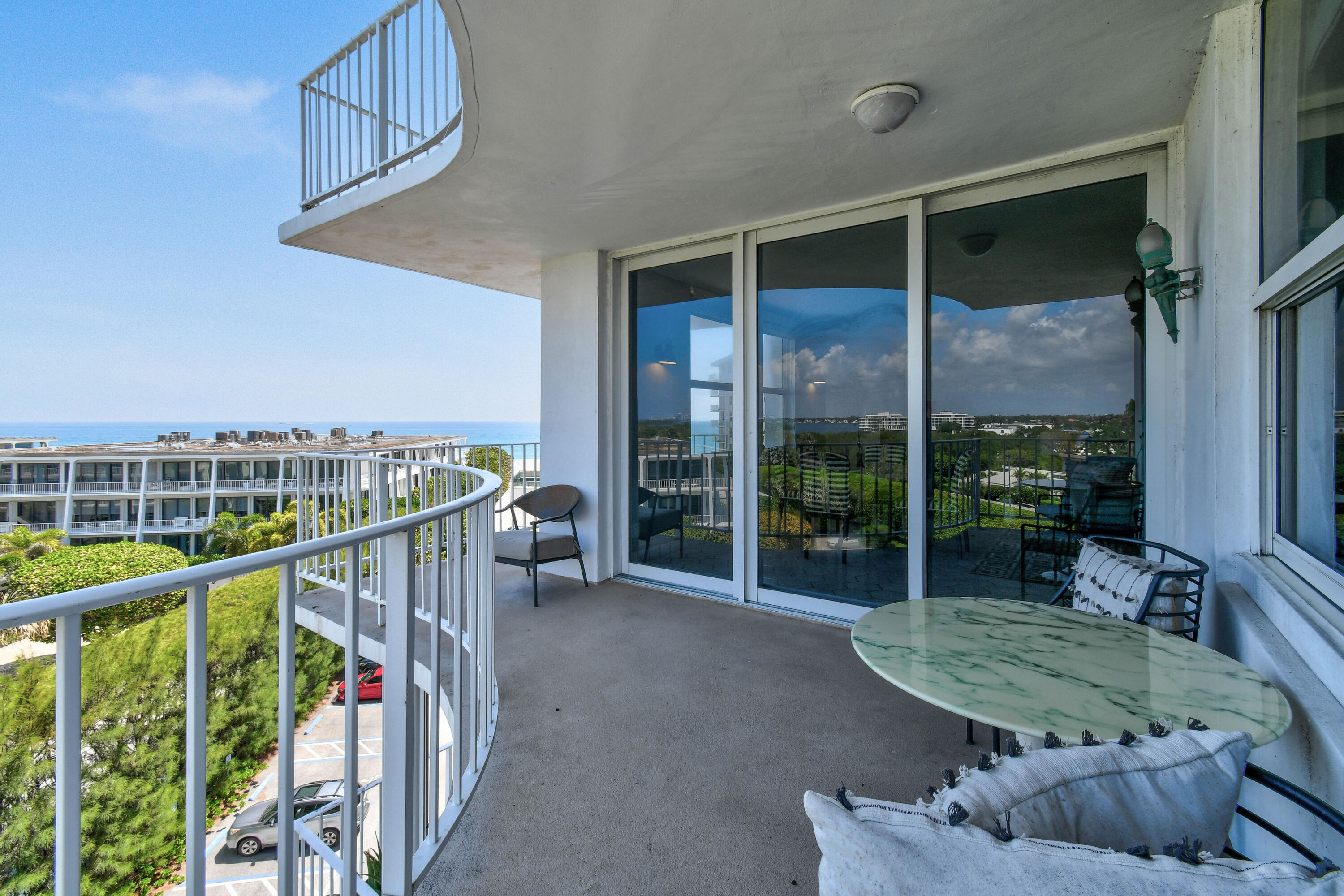 TWENTY TWO NINETY FIVE SOUTH OCEAN BLVD CORP 2295 - Residential