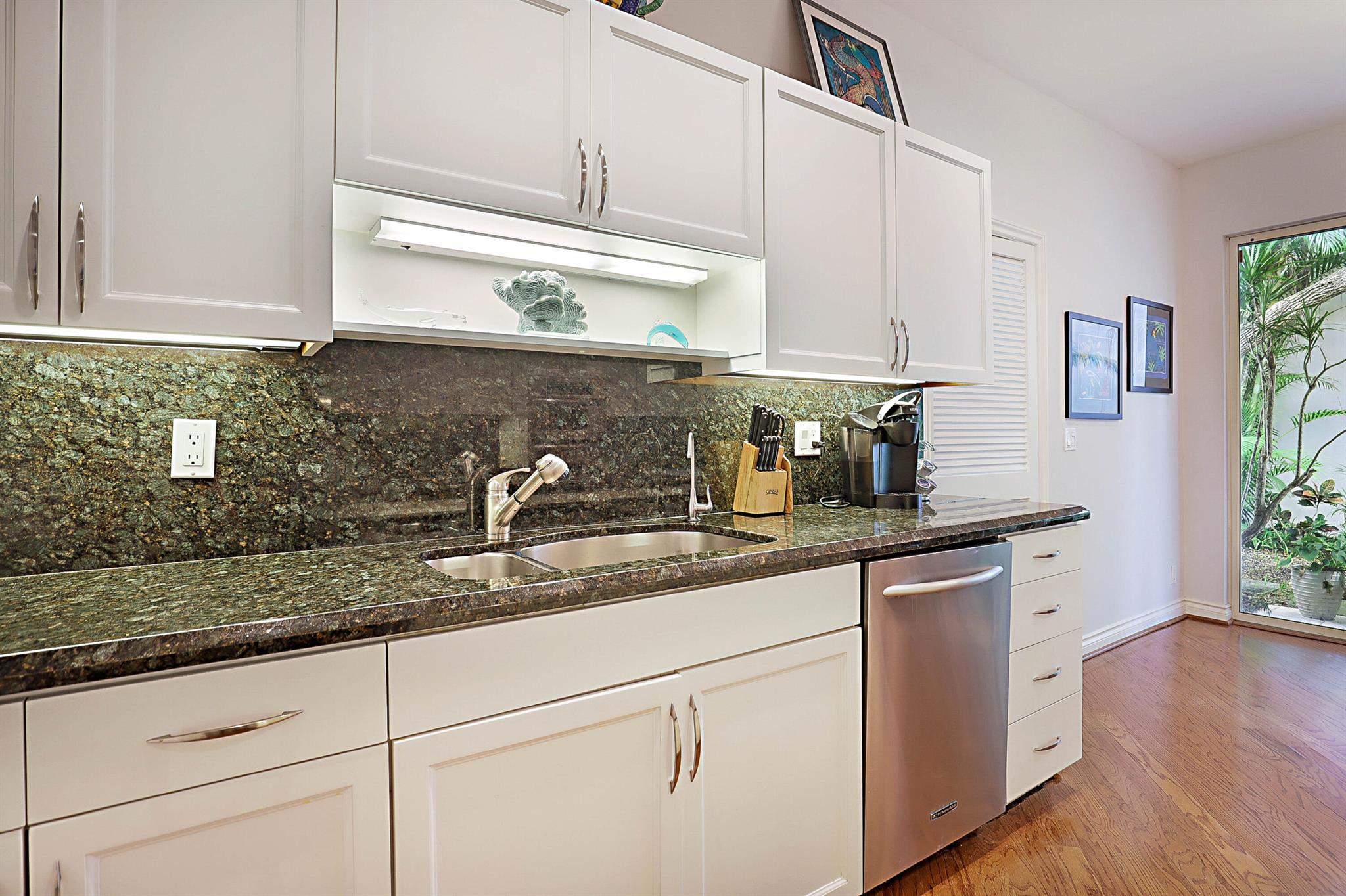 COVENTRY IN THE GROVE/BOCA GROVE - Residential