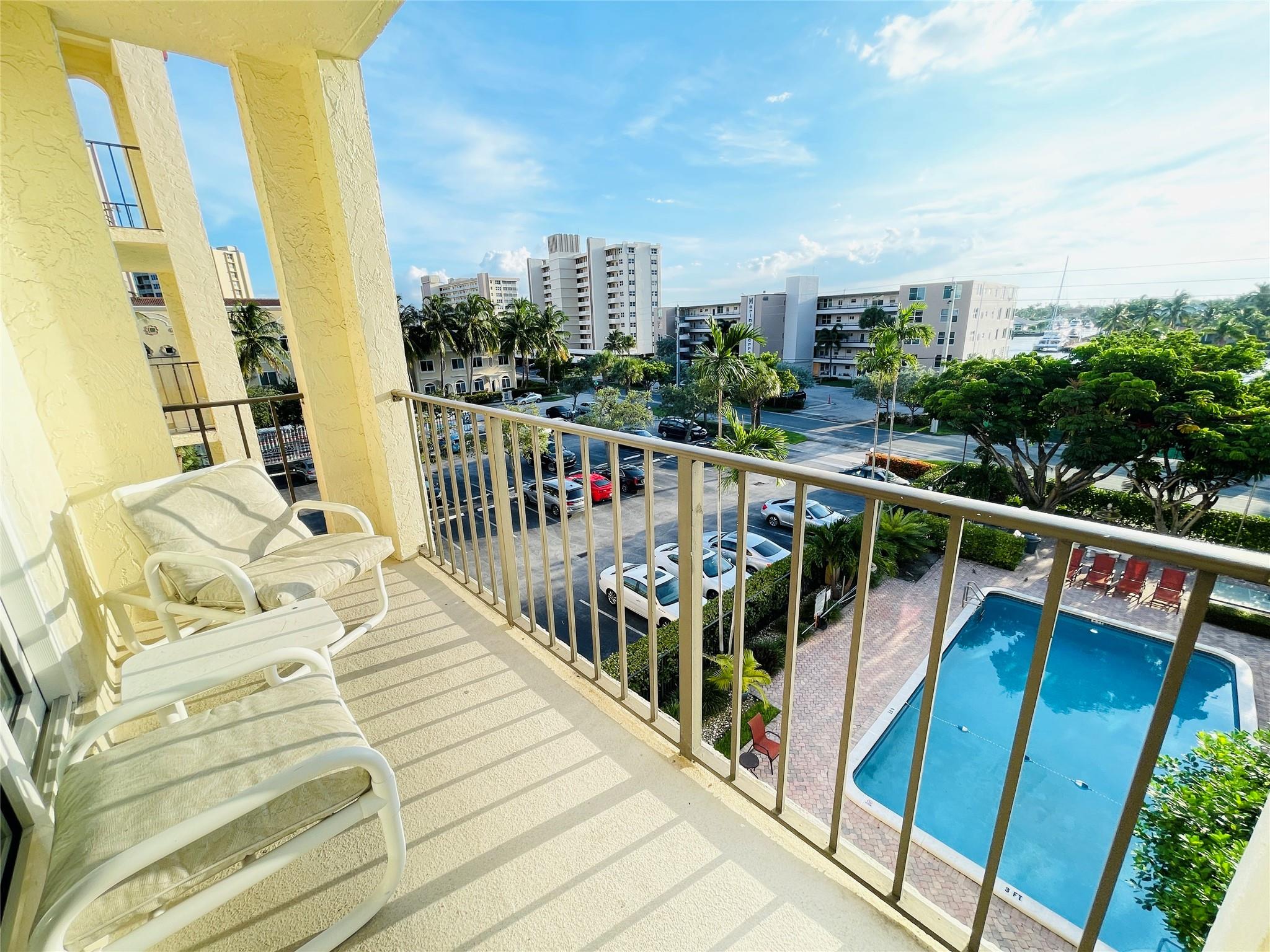 400 N Riverside Dr 403