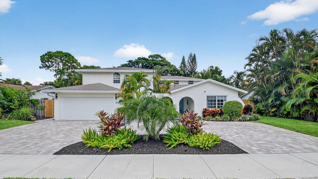 Photo of 3957 NW 7th Court, Delray Beach, FL 33445 (MLS # R11153563)