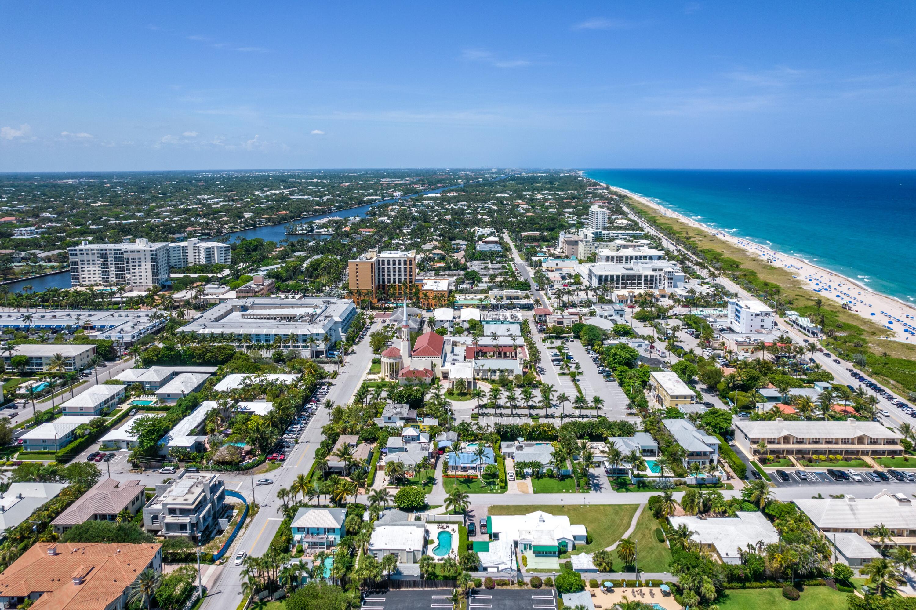 TOWN SQUARE - Residential