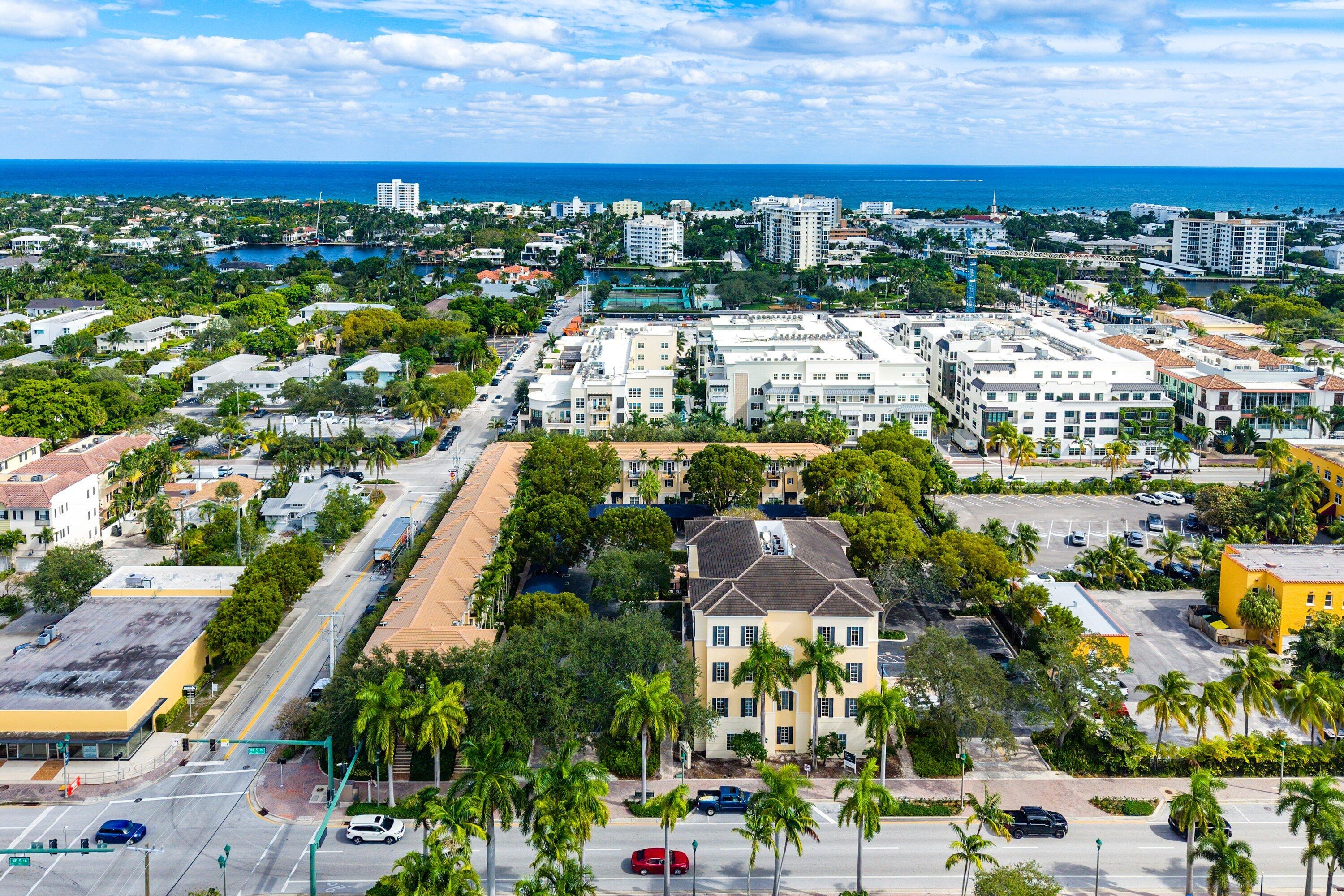 TOWN SQUARE - Residential