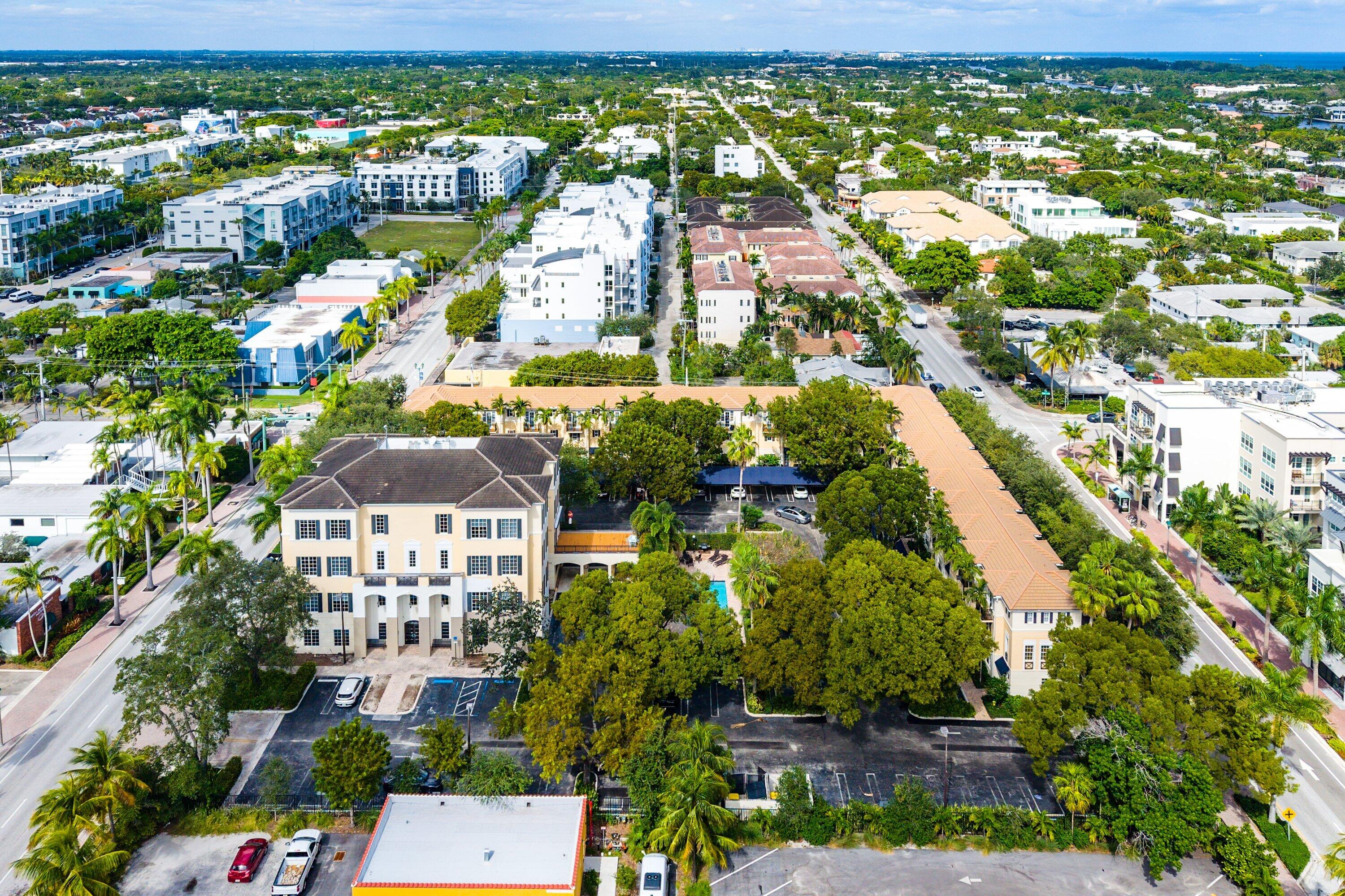TOWN SQUARE - Residential