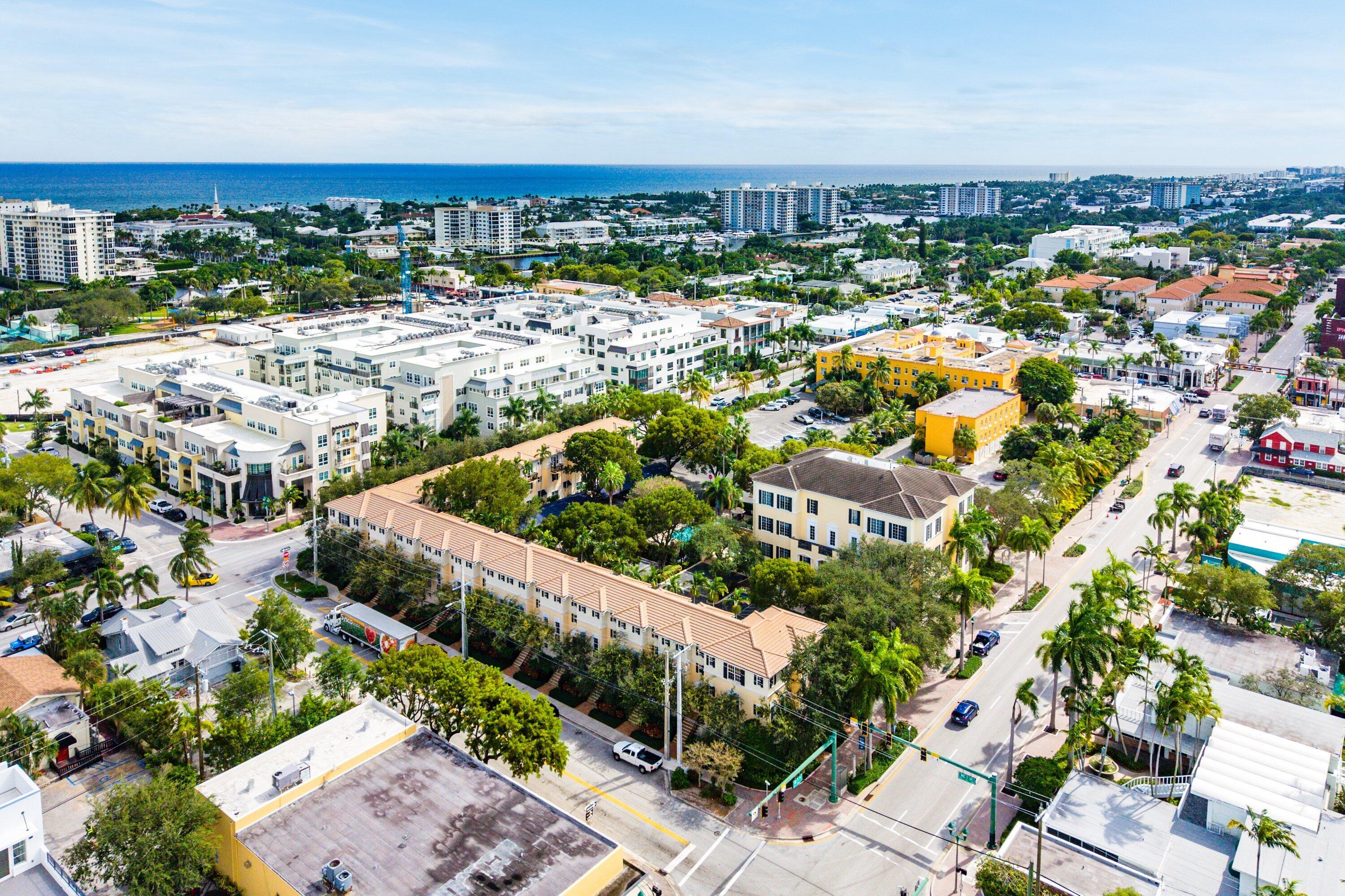 TOWN SQUARE - Residential