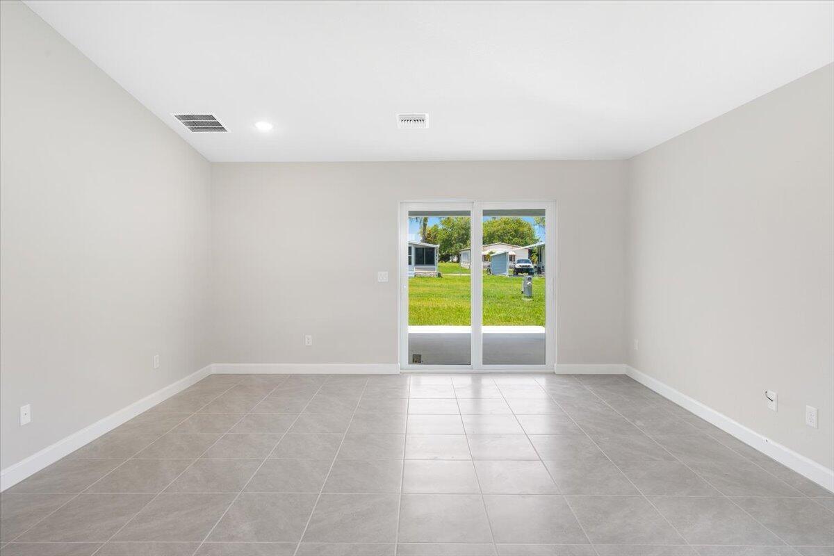 Spanish Lakes One - Residential