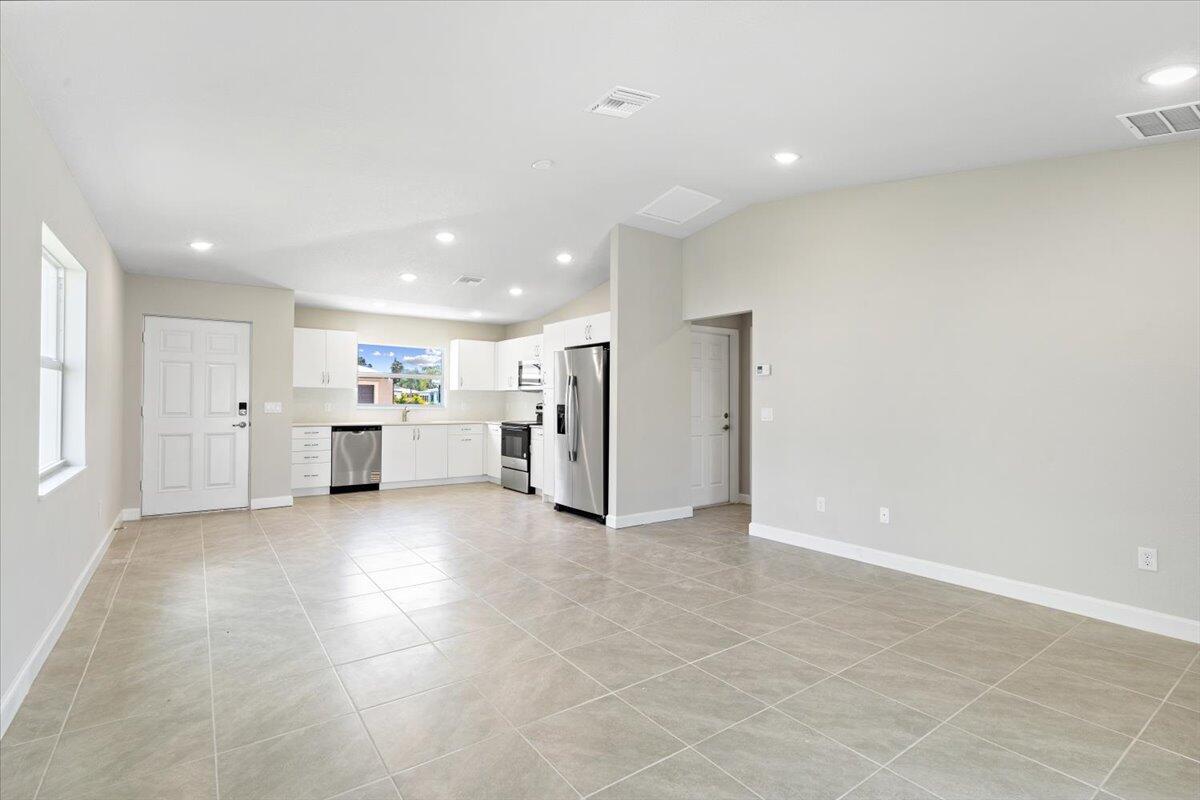 Spanish Lakes One - Residential