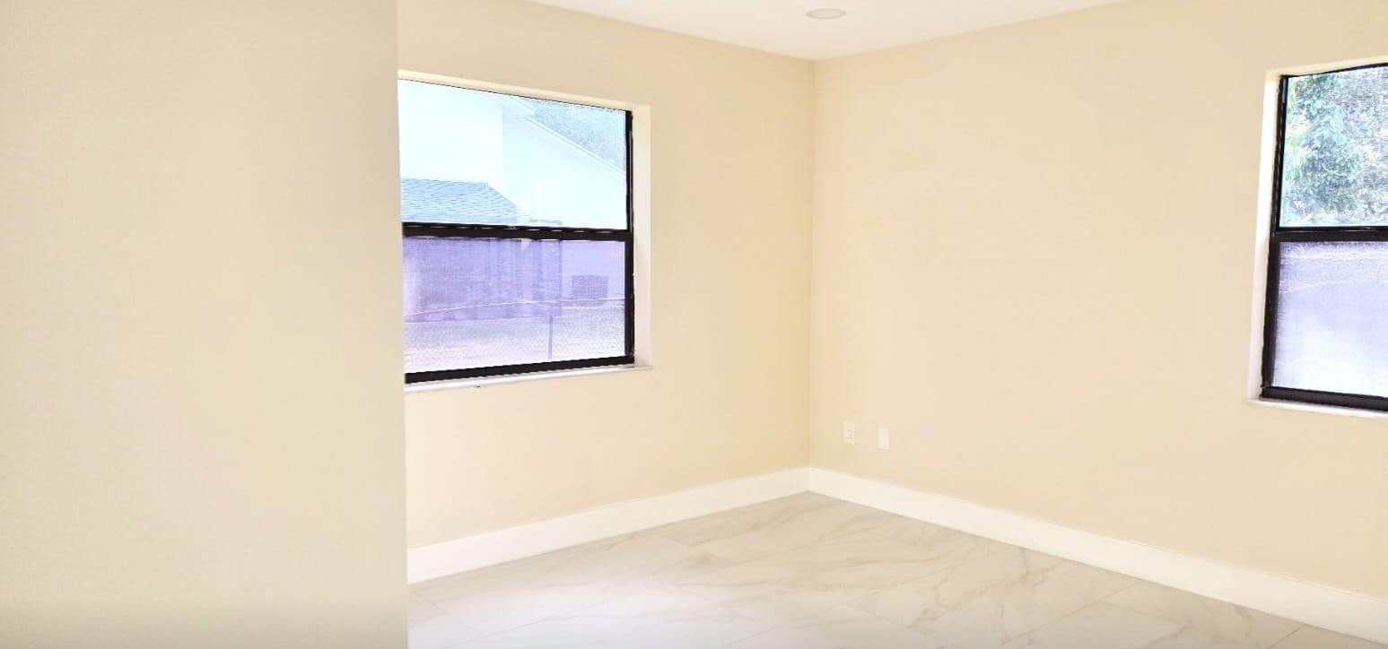 FLAMINGO GARDENS-TAMARIND - Residential Lease