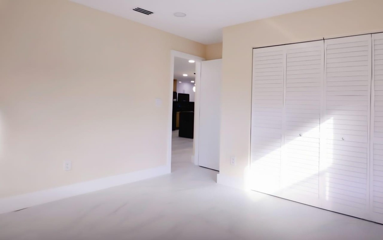 FLAMINGO GARDENS-TAMARIND - Residential Lease