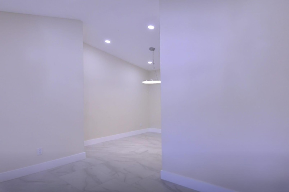 FLAMINGO GARDENS-TAMARIND - Residential Lease