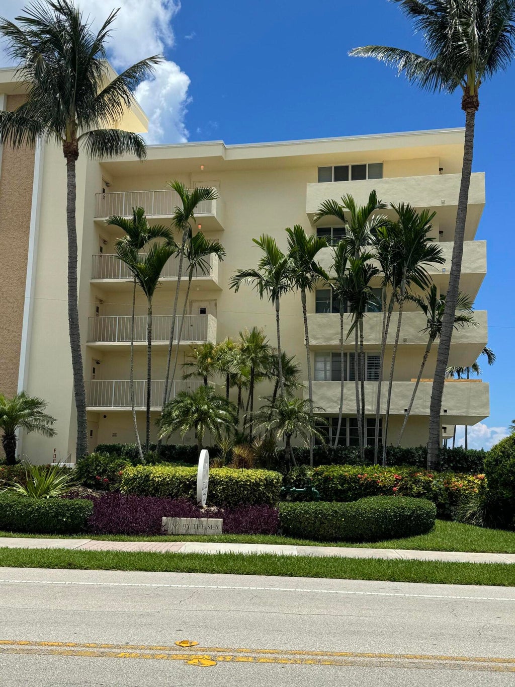 Photo of 630 Ocean Drive #506, Juno Beach, FL 33408 (MLS # R10999838)