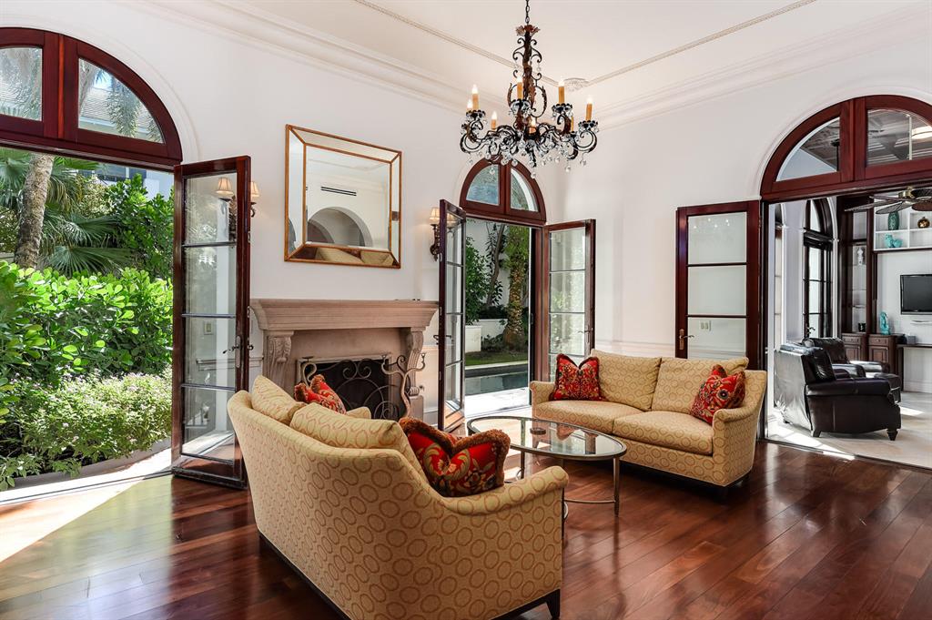 FLORAL PARK - Residential