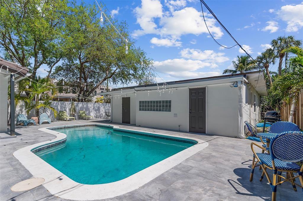 1640 NW 5 TH Ave