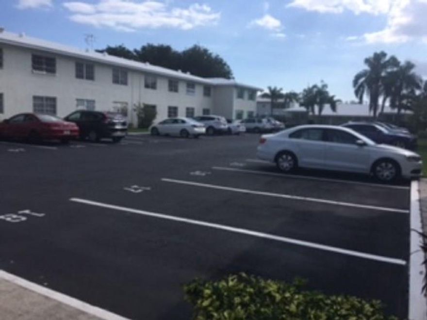 Completely renovated lovely  corner unit on first floor in Imperial Point Neighborhood-  light and bright unit -Steps to the laundry & mailbox-Complex is well maintained, BBQ area, Clubhouse and Pool . Close to the beach easy access to I95 and US1. 55+ community