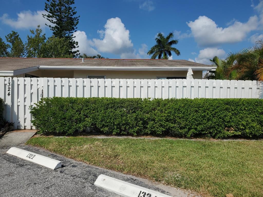 Photo of 1324 Arapaho Street, Jupiter, FL 33458 (MLS # R10721648)