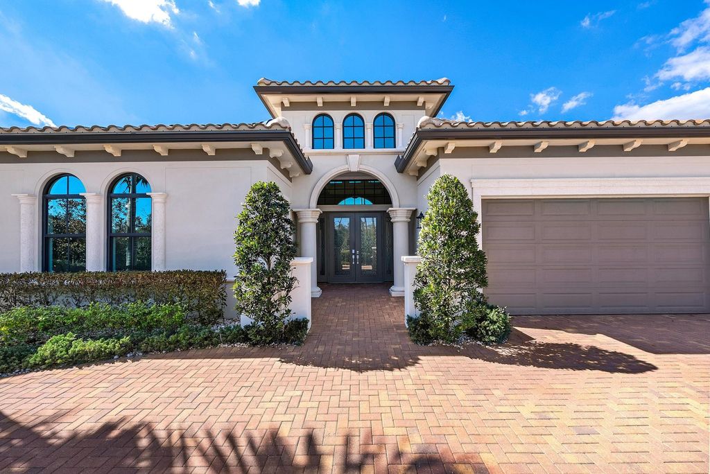 Photo of 19822 SE Watergrass Drive, Jupiter, FL 33458 (MLS # R11165518)