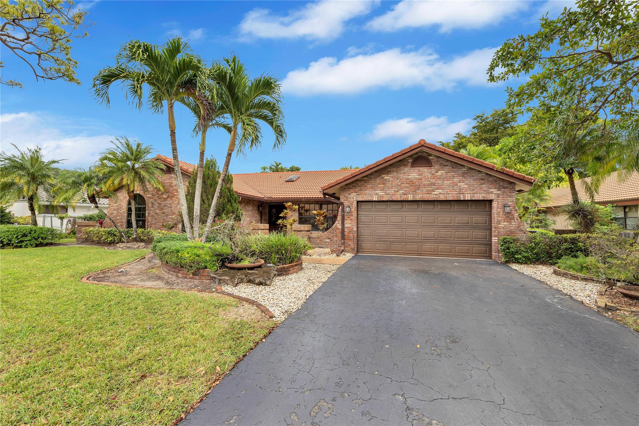 Pine Ridge 112-37 B - Residential