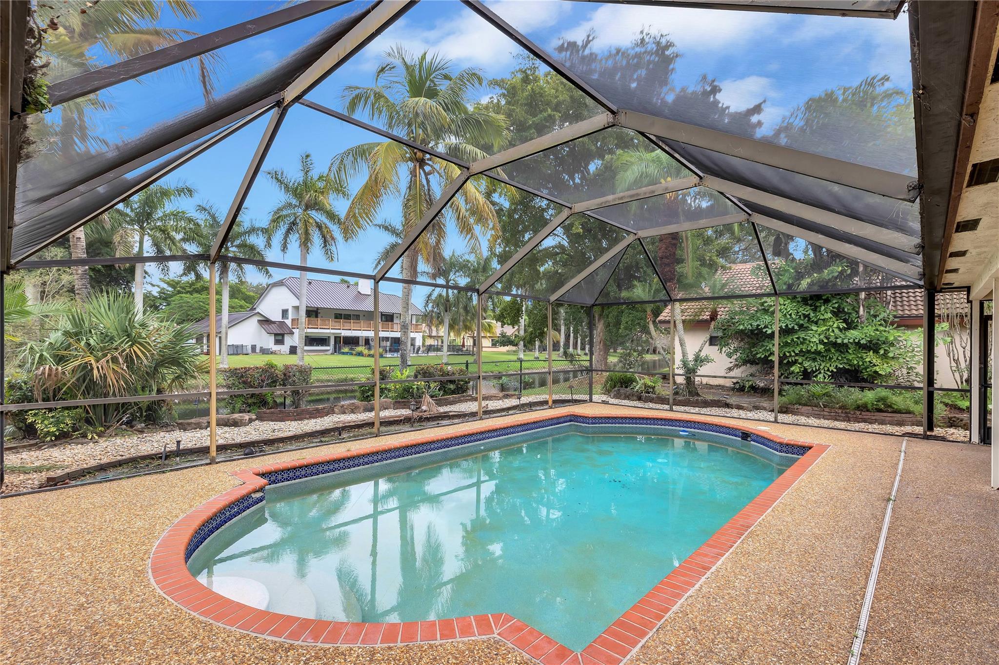 Pine Ridge 112-37 B - Residential