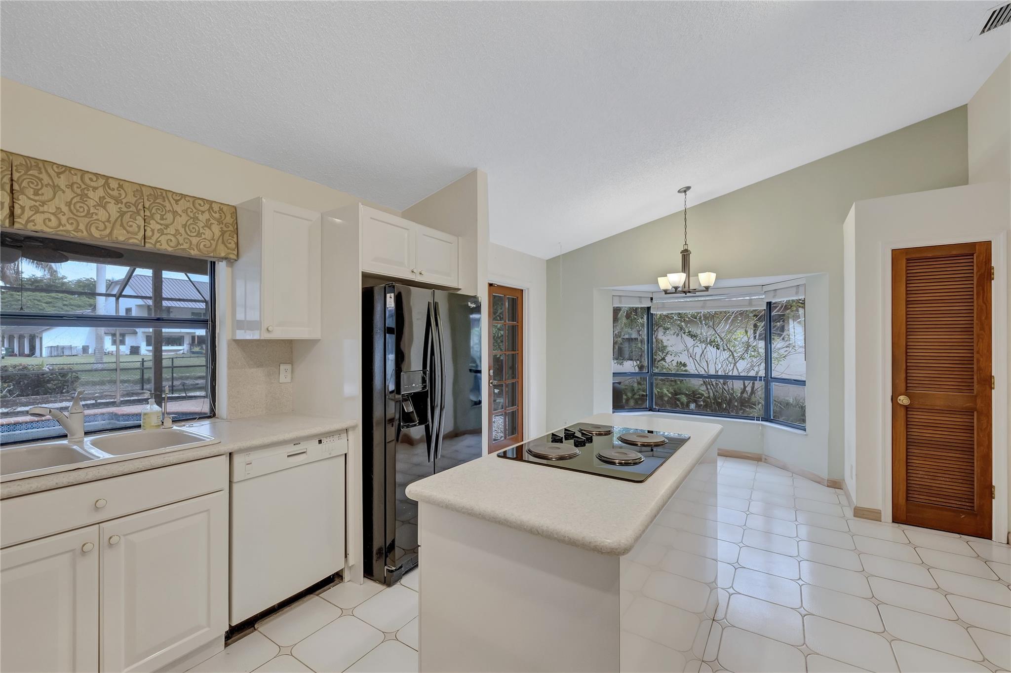 Pine Ridge 112-37 B - Residential