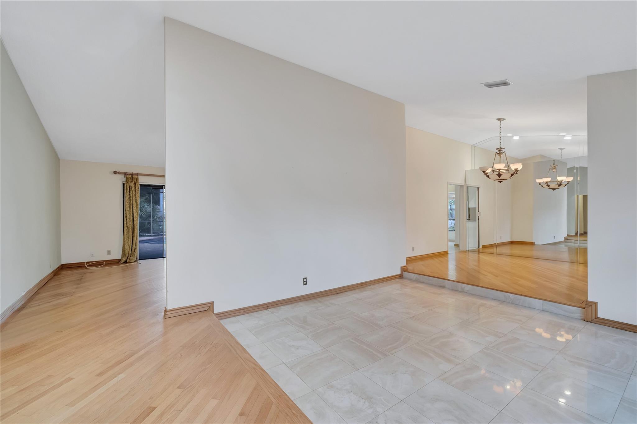 Pine Ridge 112-37 B - Residential