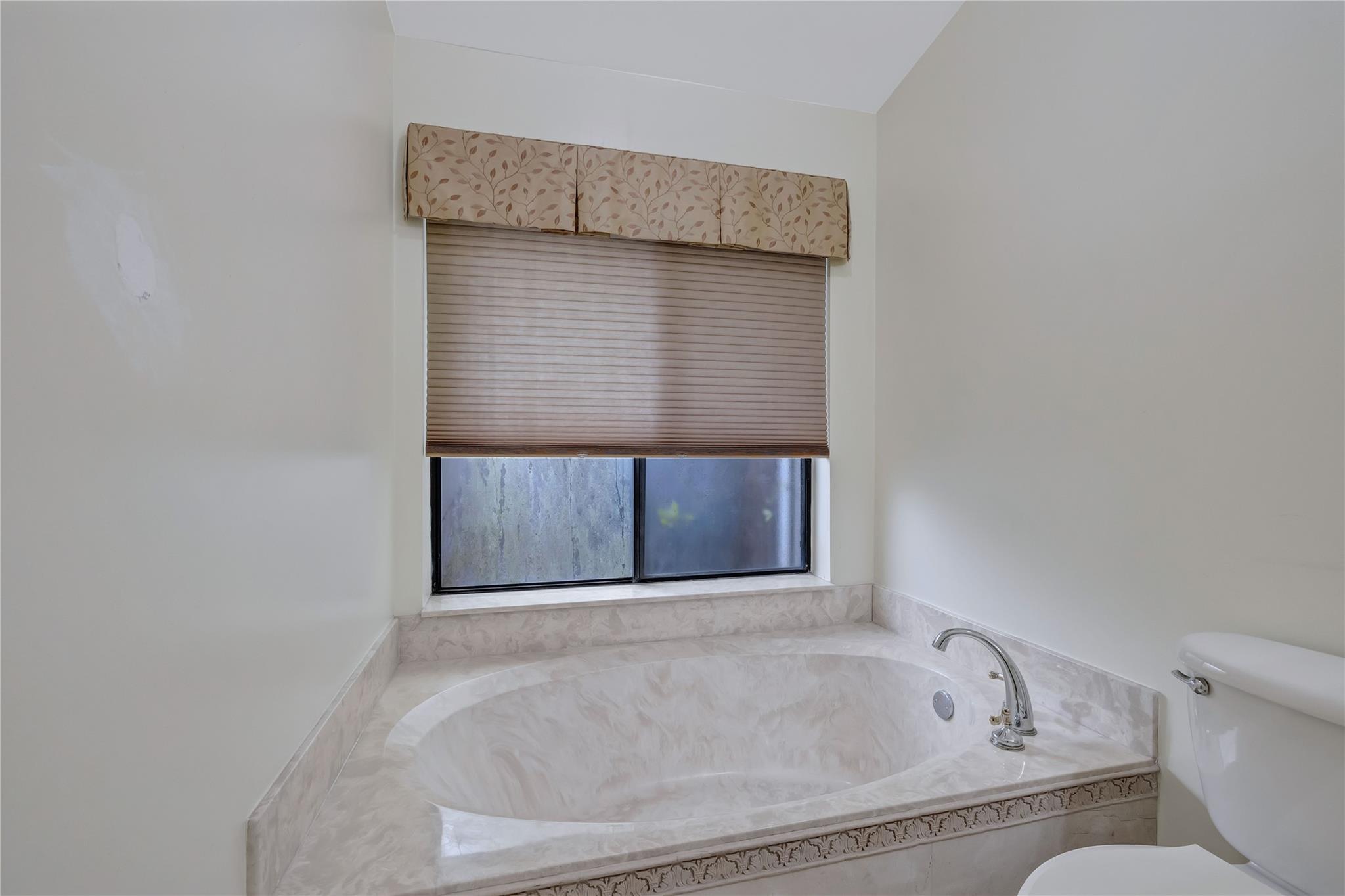 Pine Ridge 112-37 B - Residential