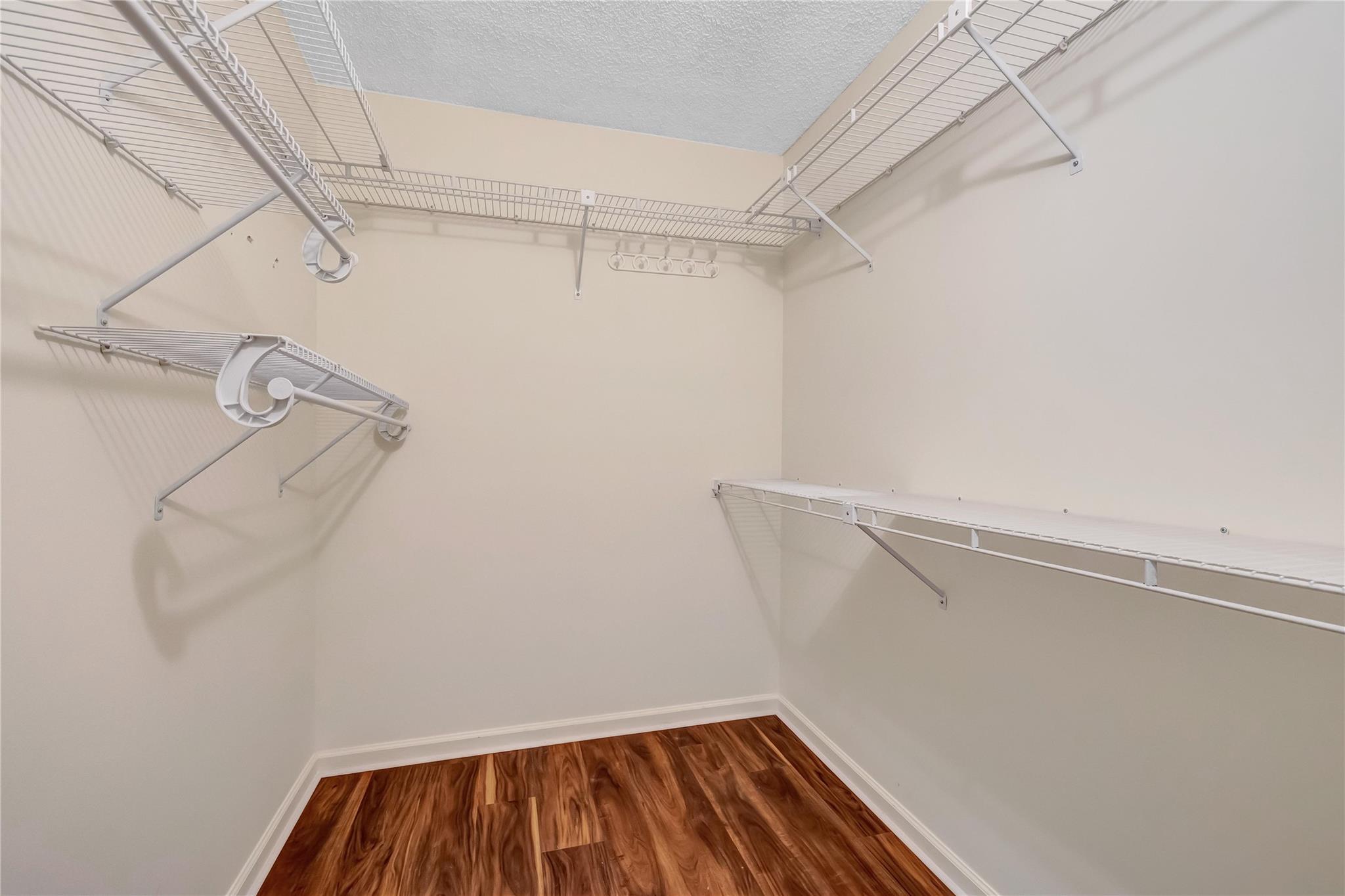 Pine Ridge 112-37 B - Residential