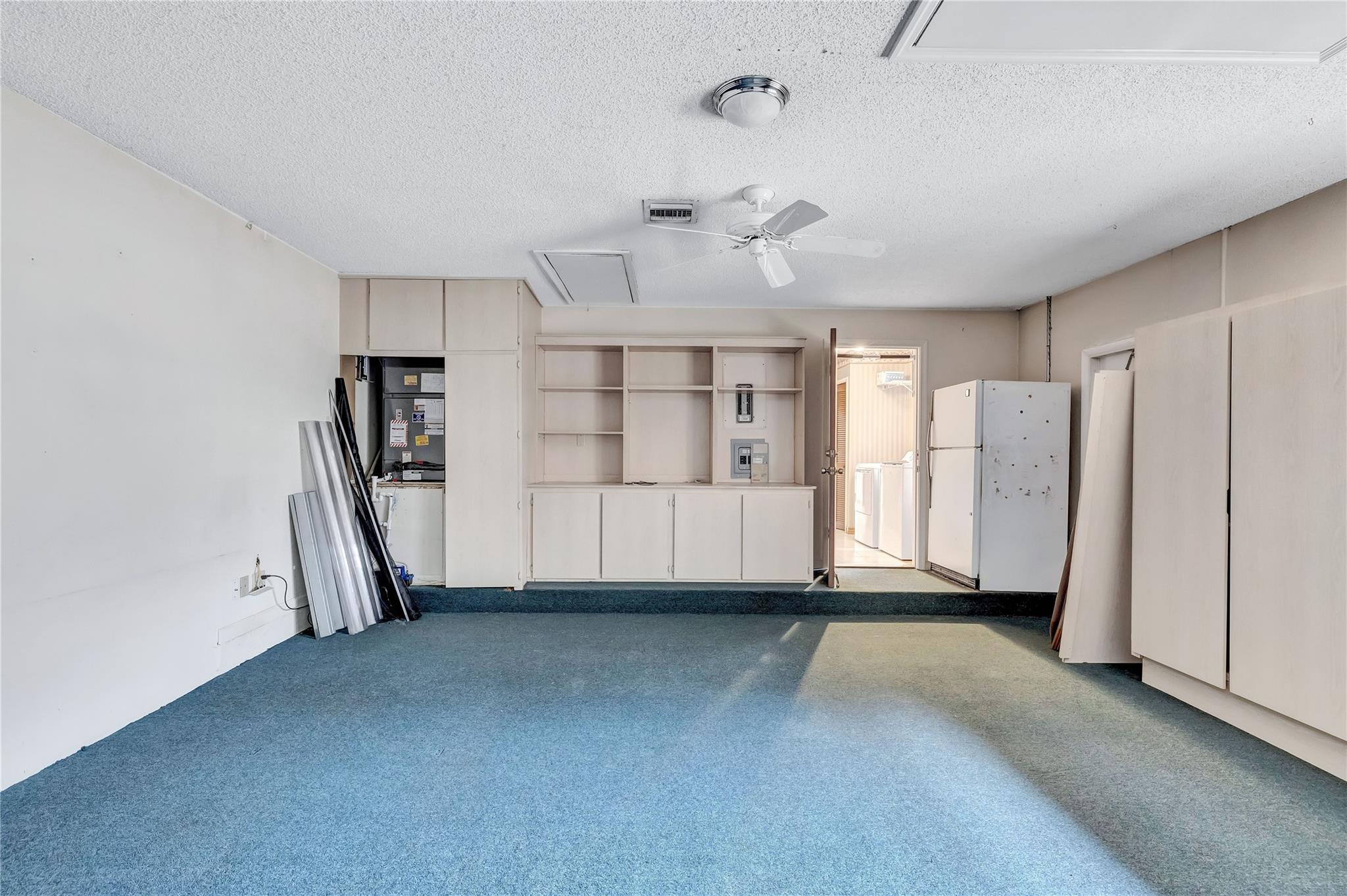 Pine Ridge 112-37 B - Residential
