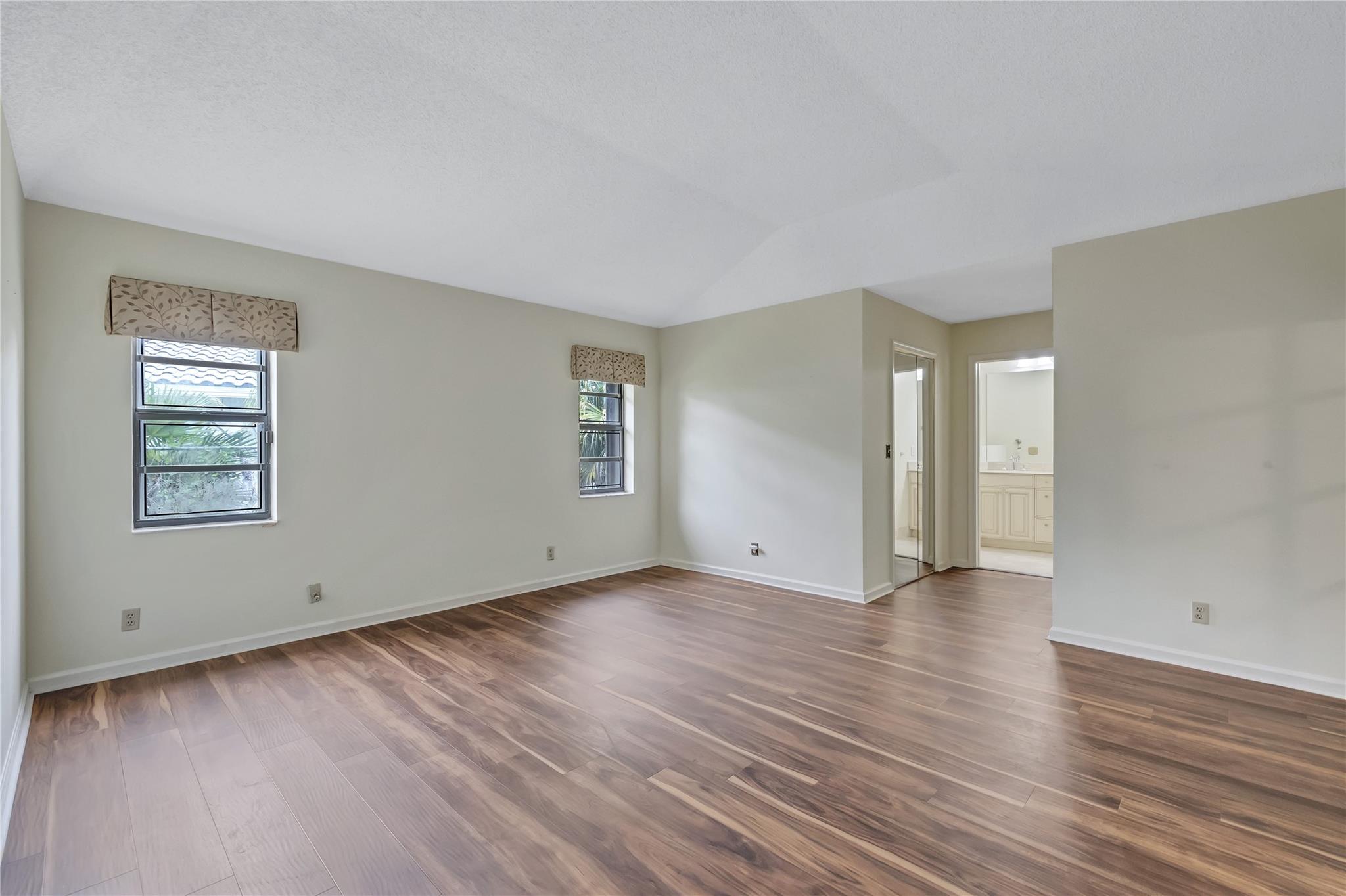 Pine Ridge 112-37 B - Residential