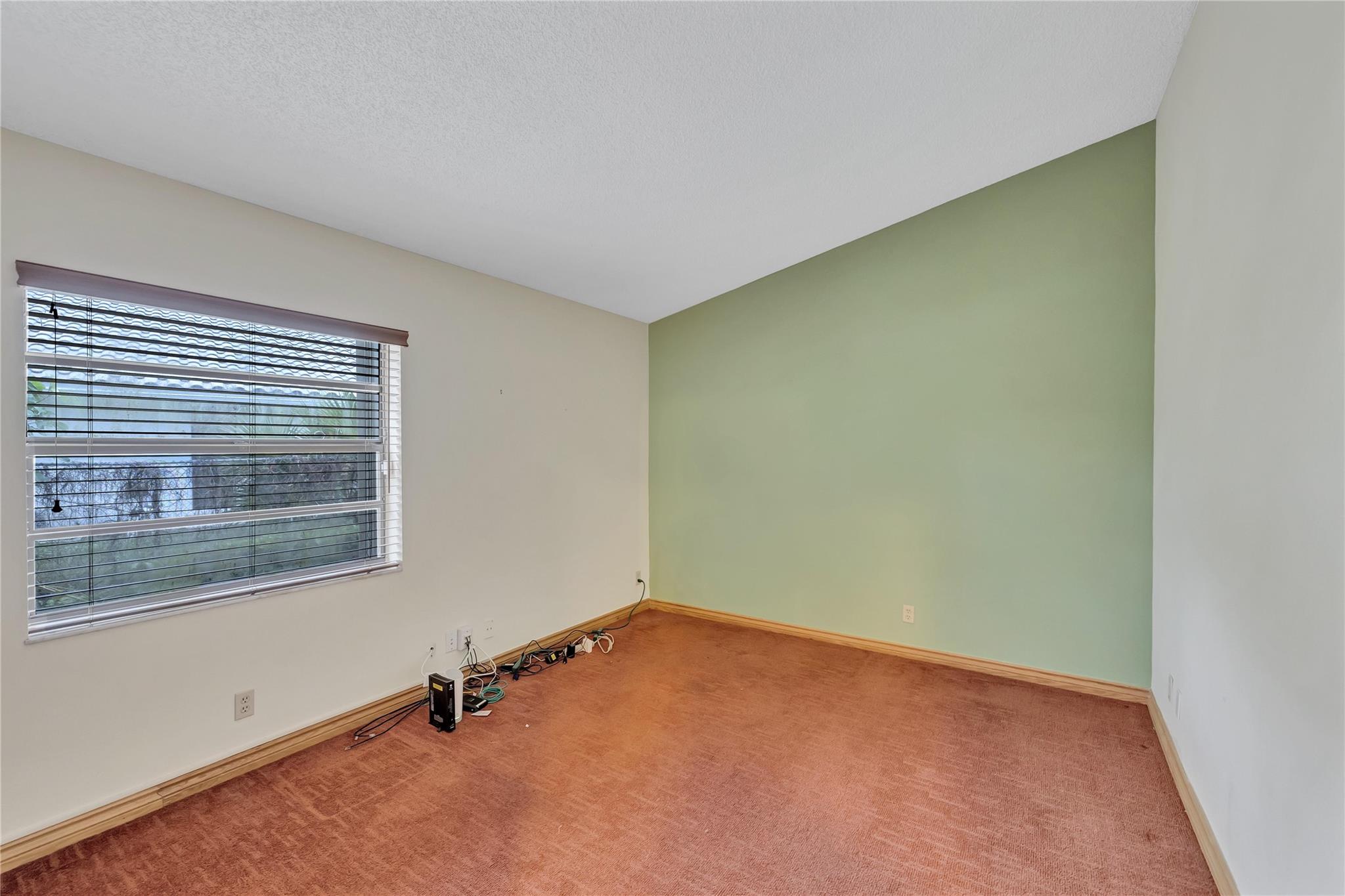 Pine Ridge 112-37 B - Residential