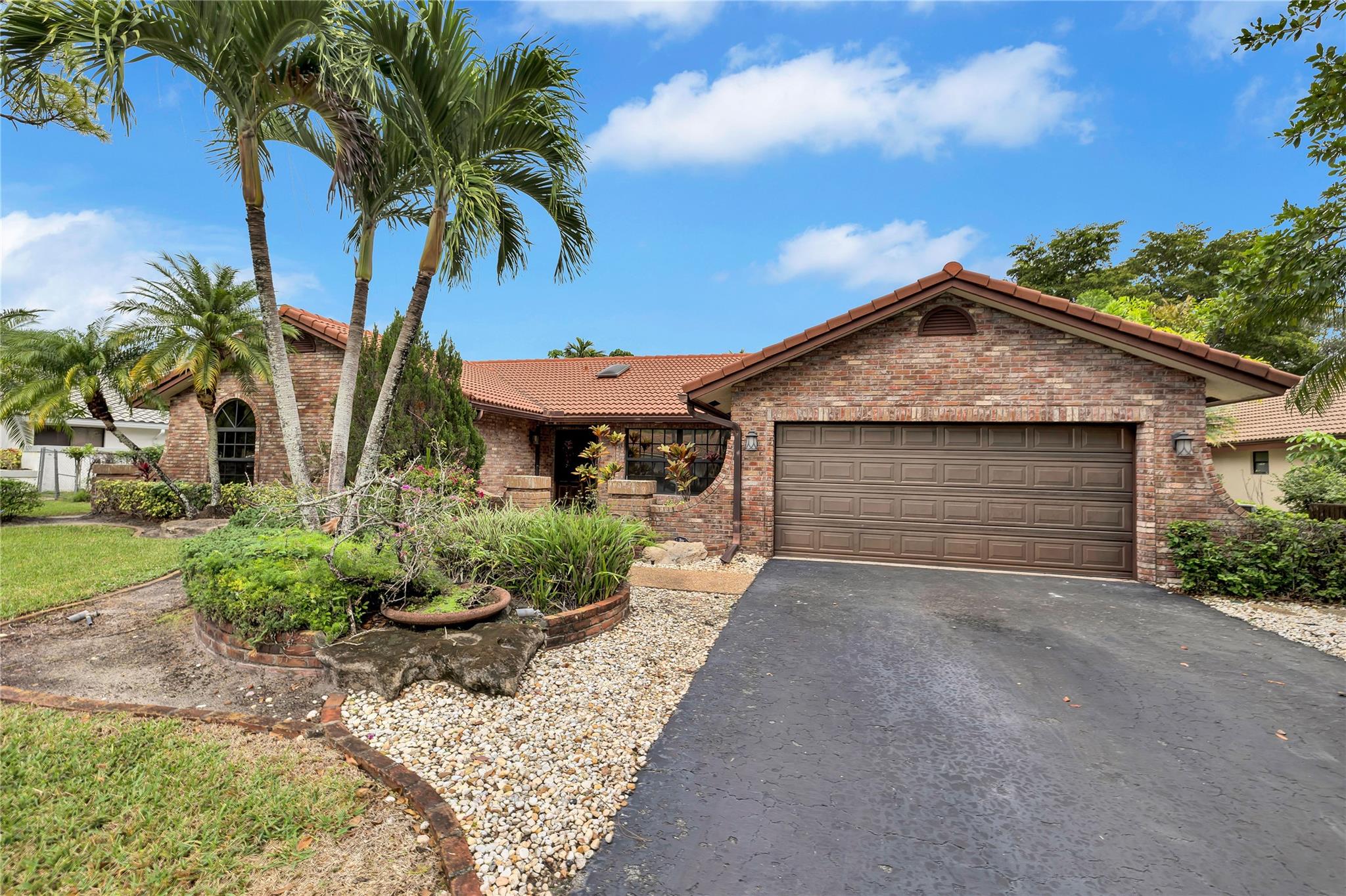 Pine Ridge 112-37 B - Residential