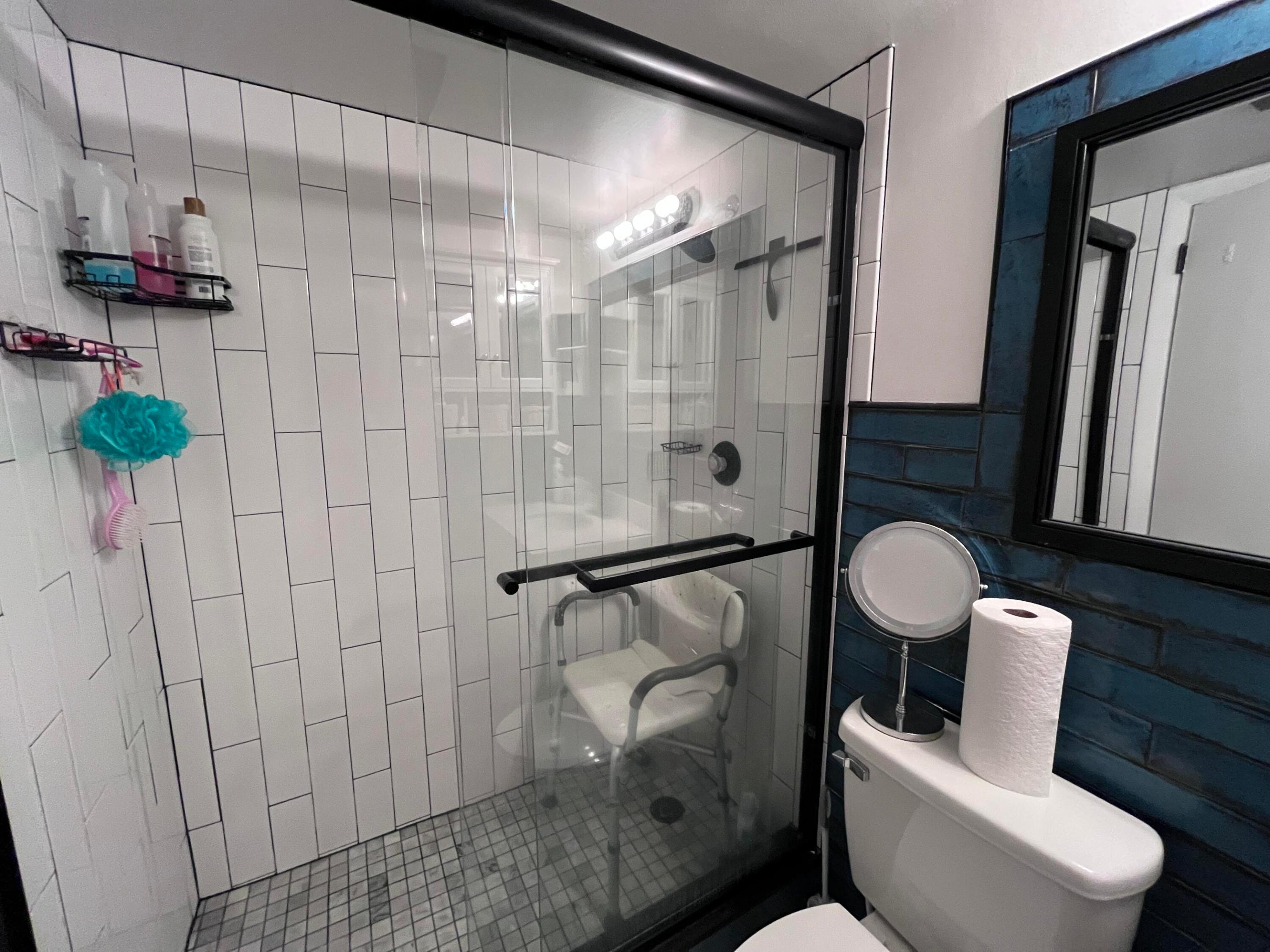 CAMBRIDGE CONDO - Residential