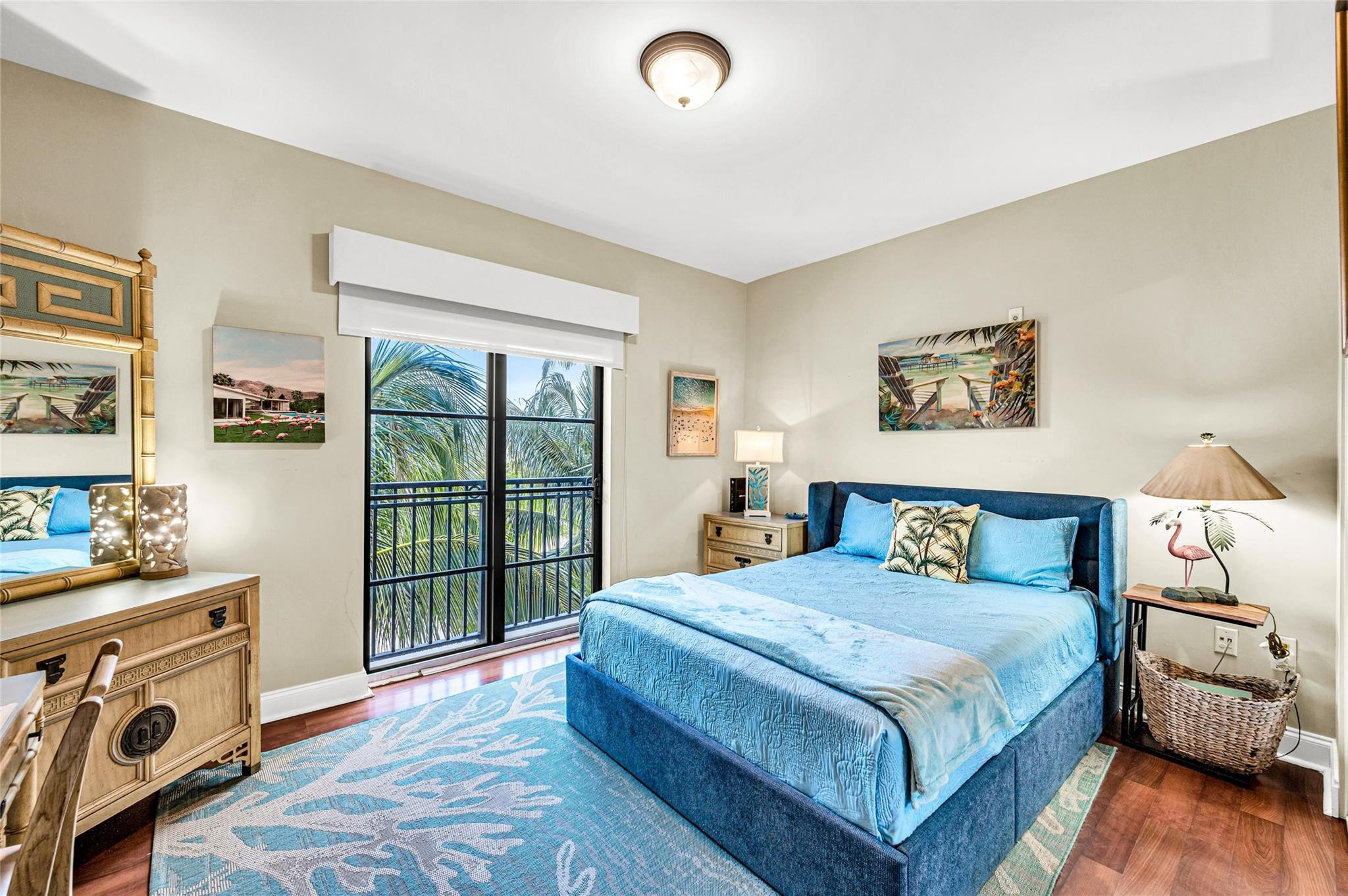 FOUNTAINS ON OCEAN BLVD - Residential