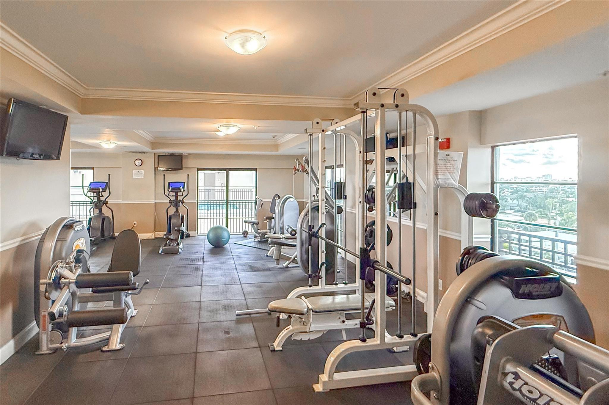 FOUNTAINS ON OCEAN BLVD - Residential