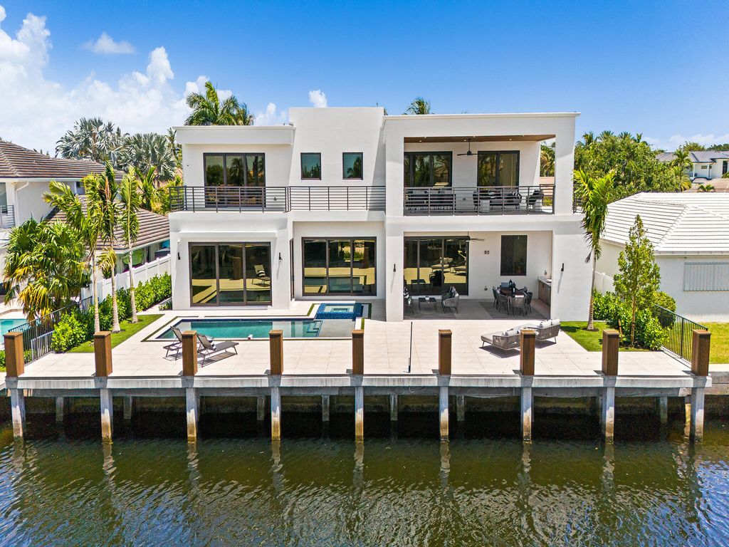 Photo of 3110 NE 59th Street, Fort Lauderdale, FL 33308 (MLS # B26031426)