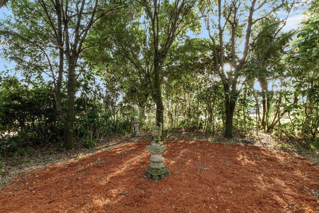 PRESIDENT COUNTRY CLUB - Residential