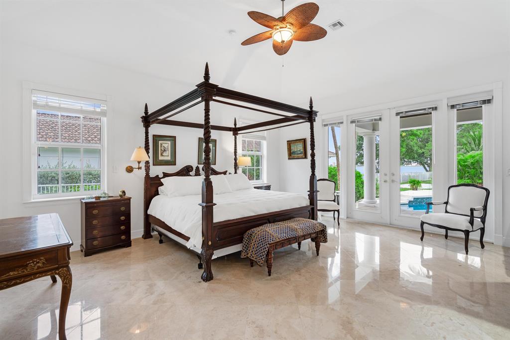 PRESIDENT COUNTRY CLUB - Residential