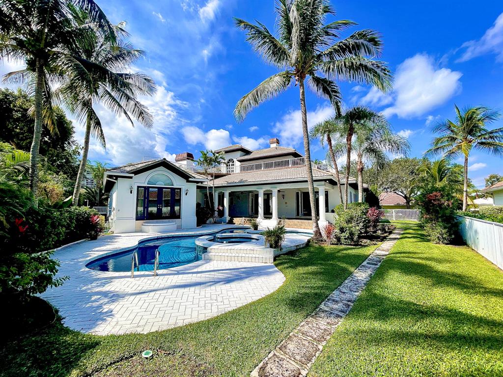 PRESIDENT COUNTRY CLUB - Residential