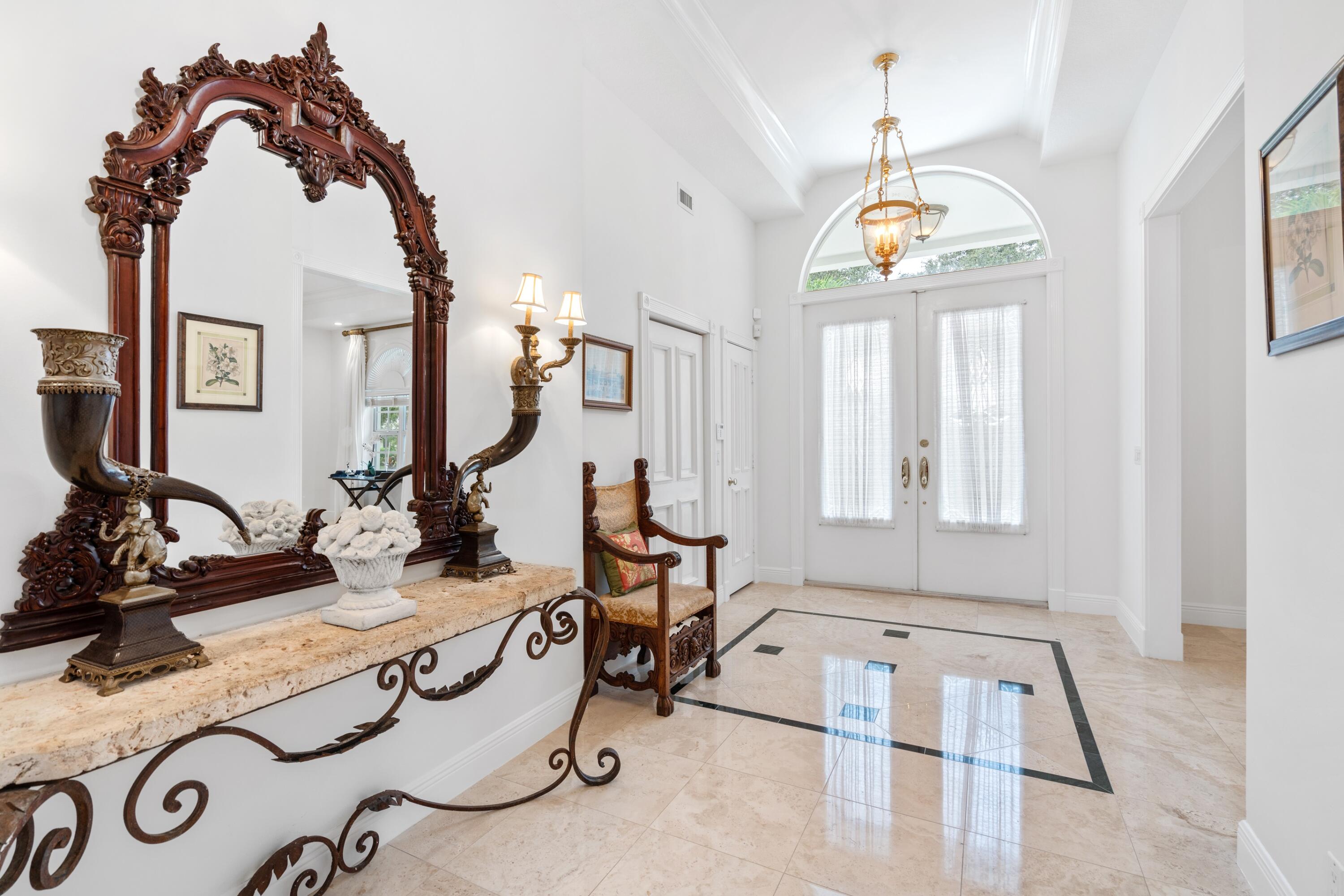 PRESIDENT COUNTRY CLUB - Residential