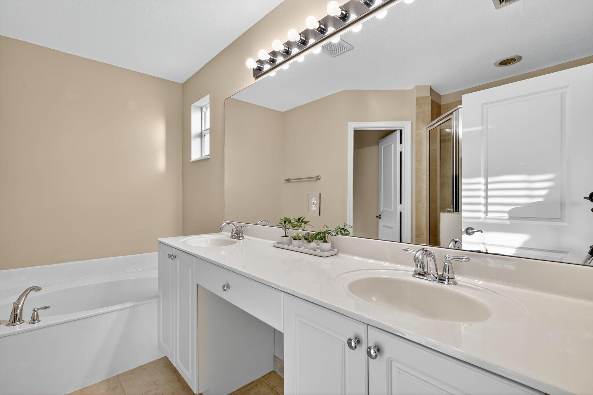 BRIELLA 4 CONDO - Residential Lease